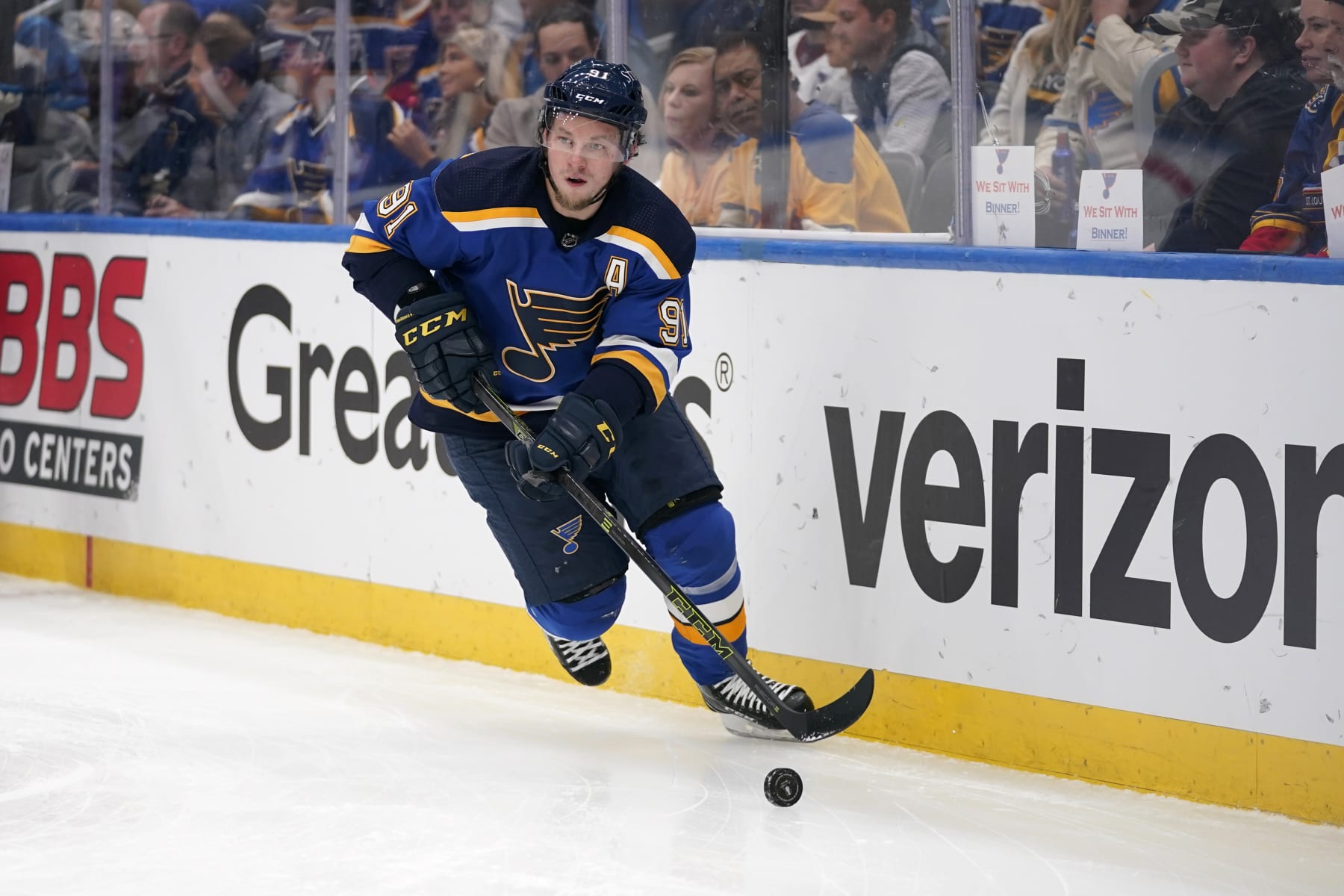 St. Louis Blues' Vladimir Tarasenko (91) handles the puck during the first period in Game 6 of an NHL hockey Stanley Cup second-round playoff series against the Colorado Avalanche Friday, May 27, 2022, in St. Louis. (AP Photo/Jeff Roberson)