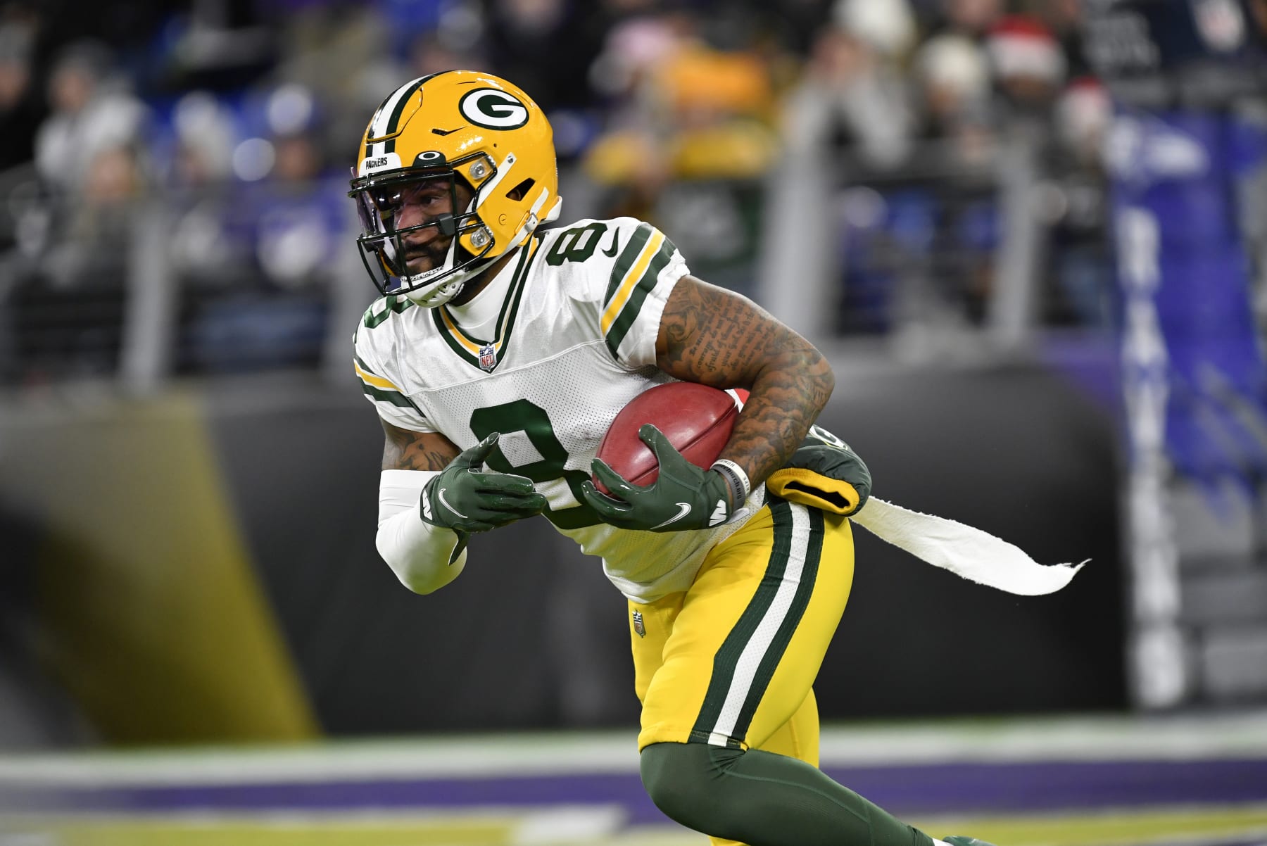 BALTIMORE, MD - DECEMBER 19: Packers wide receiver/punt returner Amari Rodgers (8) returns a kickoff during the Green Bay Packers versus Baltimore Ravens NFL game at M&T Bank Stadium on December 19, 2021 in Baltimore, MD. (Photo by Randy Litzinger/Icon Sportswire via Getty Images) BALTIMORE, MD - DECEMBER 19: Packers wide receiver/punt returner Amari Rodgers (8) returns a kickoff during the Green Bay Packers versus Baltimore Ravens NFL game at M&T Bank Stadium on December 19, 2021 in Baltimore, MD. (Photo by Randy Litzinger/Icon Sportswire via Getty Images)