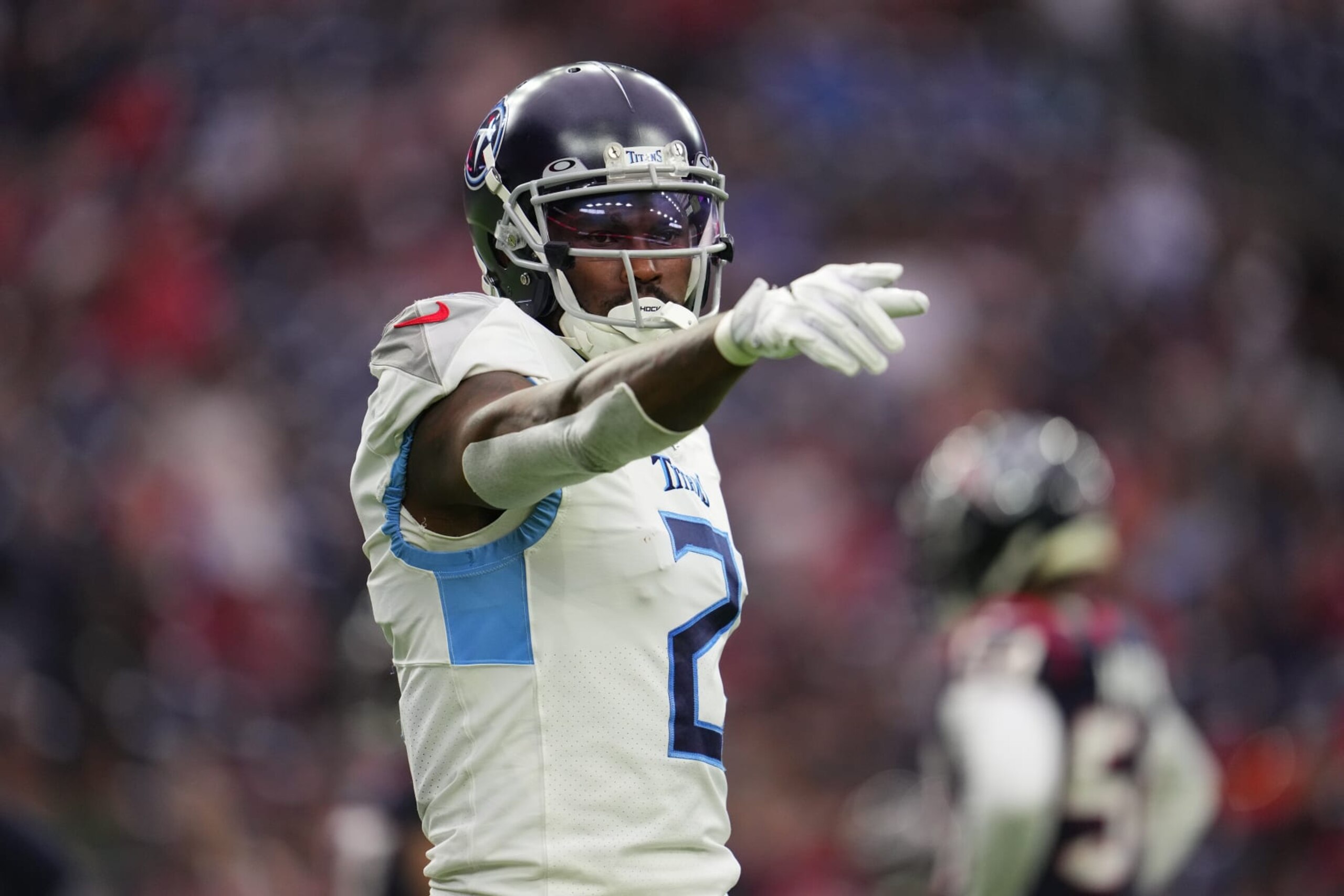 HOUSTON, TEXAS - JANUARY 09: Julio Jones #2 of the Tennessee Titans gets set against the Houston Texans during an NFL game at NRG Stadium on January 09, 2022 in Houston, Texas. (Photo by Cooper Neill/Getty Images) HOUSTON, TEXAS - JANUARY 09: Julio Jones #2 of the Tennessee Titans gets set against the Houston Texans during an NFL game at NRG Stadium on January 09, 2022 in Houston, Texas. (Photo by Cooper Neill/Getty Images)