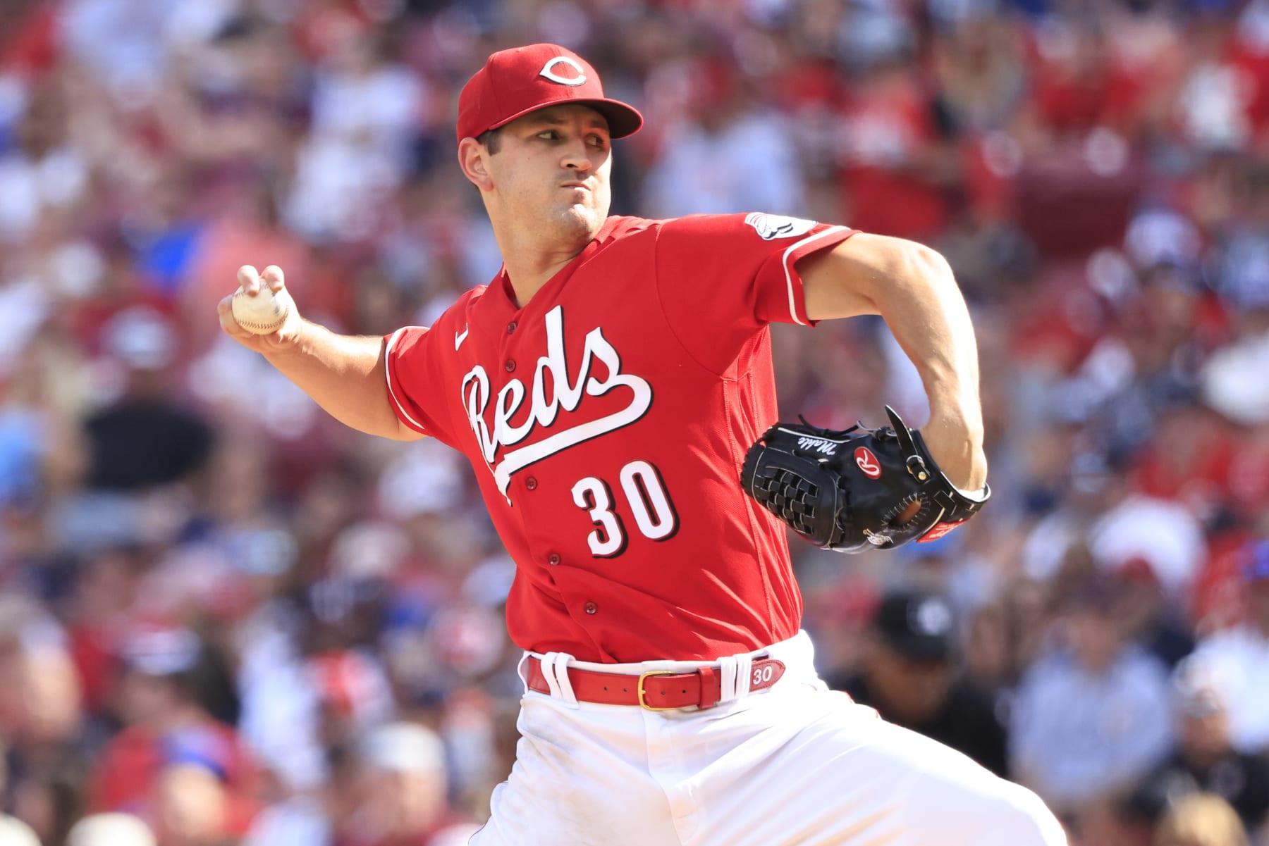 CINCINNATI, OHIO - JULY 02: Tyler Mahle #30 of the Cincinnati Reds throws a pitch in the game against the Atlanta Braves at Great American Ball Park on July 02, 2022 in Cincinnati, Ohio. (Photo by Justin Casterline/Getty Images)