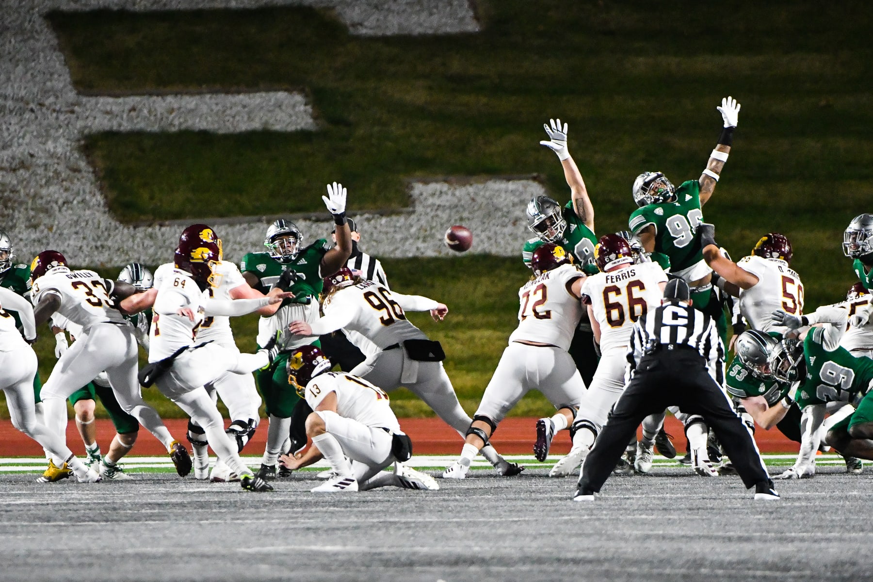 YPSILANTI, MI - NOVEMBER 27: Central Michigan Chippewas place kicker Marshall Meeder (64) makes a field goal during the Eastern Michigan Eagles vs Central Michigan Chippewas game on Friday November 27, 2020 at Rynearson Stadium in Ypsilanti, MI (Photo by Steven King/Icon Sportswire via Getty Images)