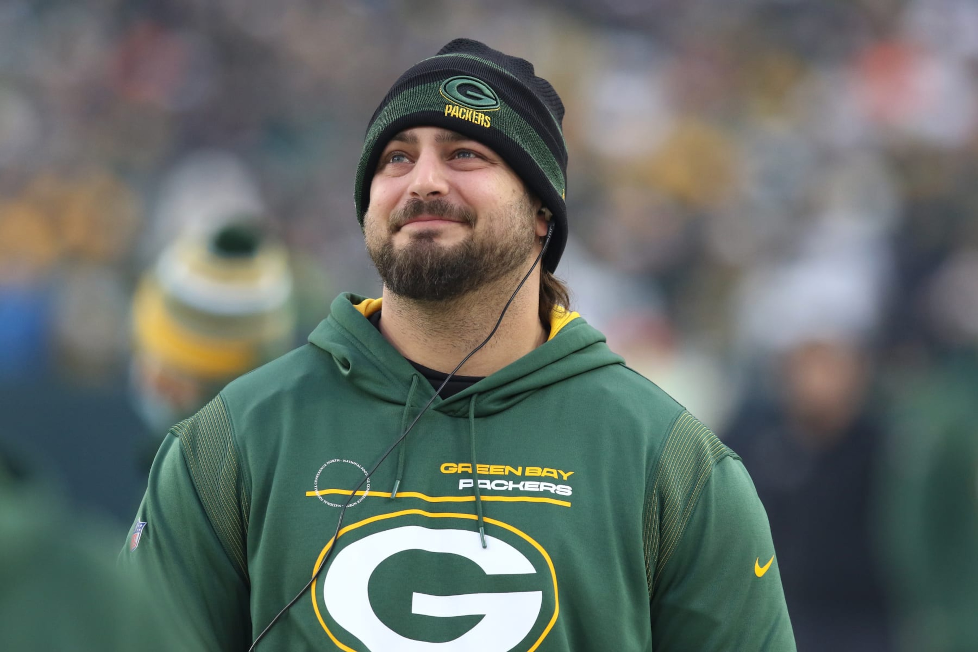 GREEN BAY, WI - DECEMBER 25: Green Bay Packers offensive tackle David Bakhtiari (69) looks on during a game between the Green Bay Packers and the Cleveland Browns on December 25, 2021 at Lambeau Field in Green Bay, WI. (Photo by Larry Radloff/Icon Sportswire via Getty Images) GREEN BAY, WI - DECEMBER 25: Green Bay Packers offensive tackle David Bakhtiari (69) looks on during a game between the Green Bay Packers and the Cleveland Browns on December 25, 2021 at Lambeau Field in Green Bay, WI. (Photo by Larry Radloff/Icon Sportswire via Getty Images)