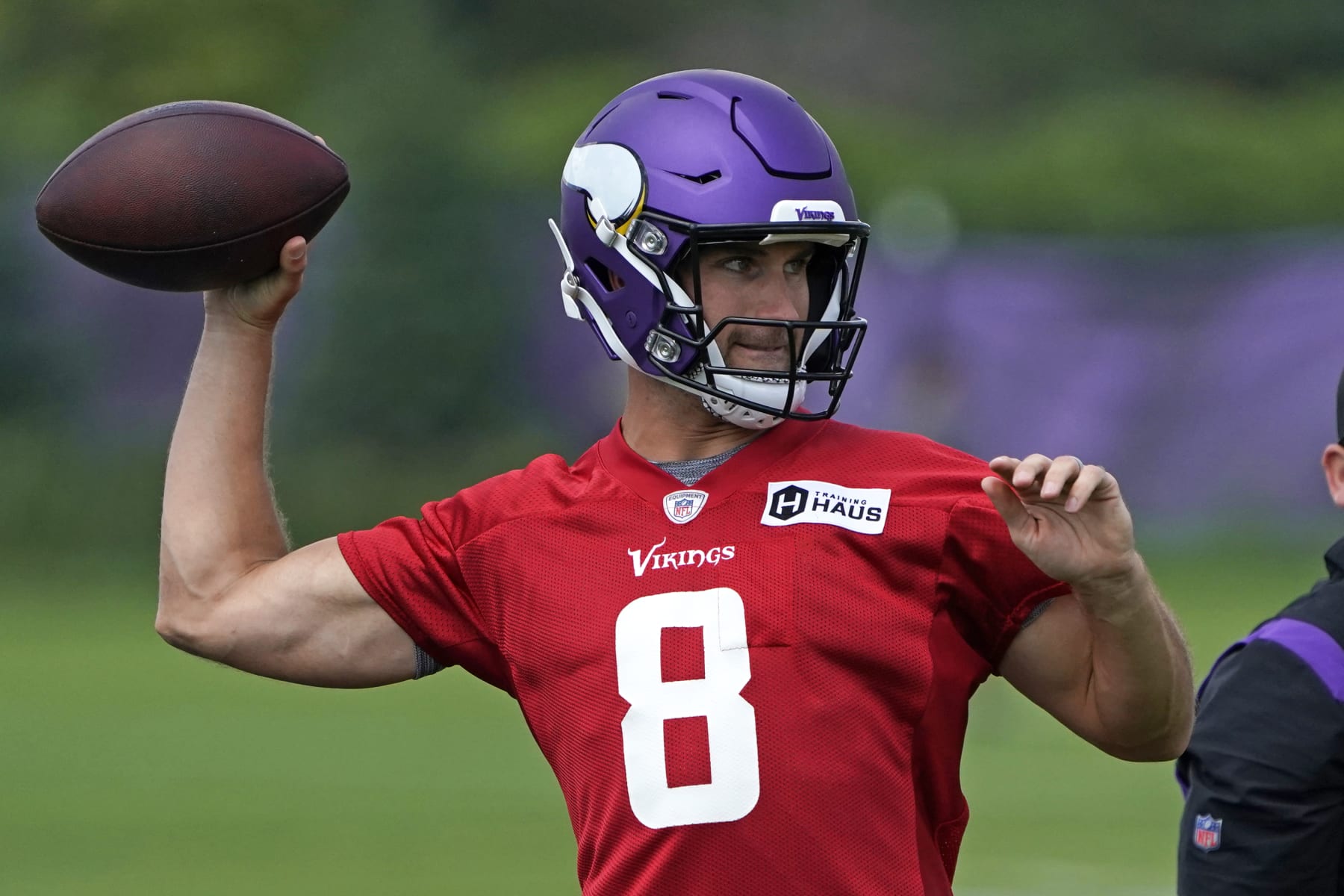 EAGAN, MN - JULY 27: Minnesota Vikings quarterback Kirk Cousins (8) makes a pass during the first day of Minnesota Vikings Training Camp at TCO Performance Center on July 27, 2022 in Eagan, Minnesota.(Photo by Nick Wosika/Icon Sportswire via Getty Images)