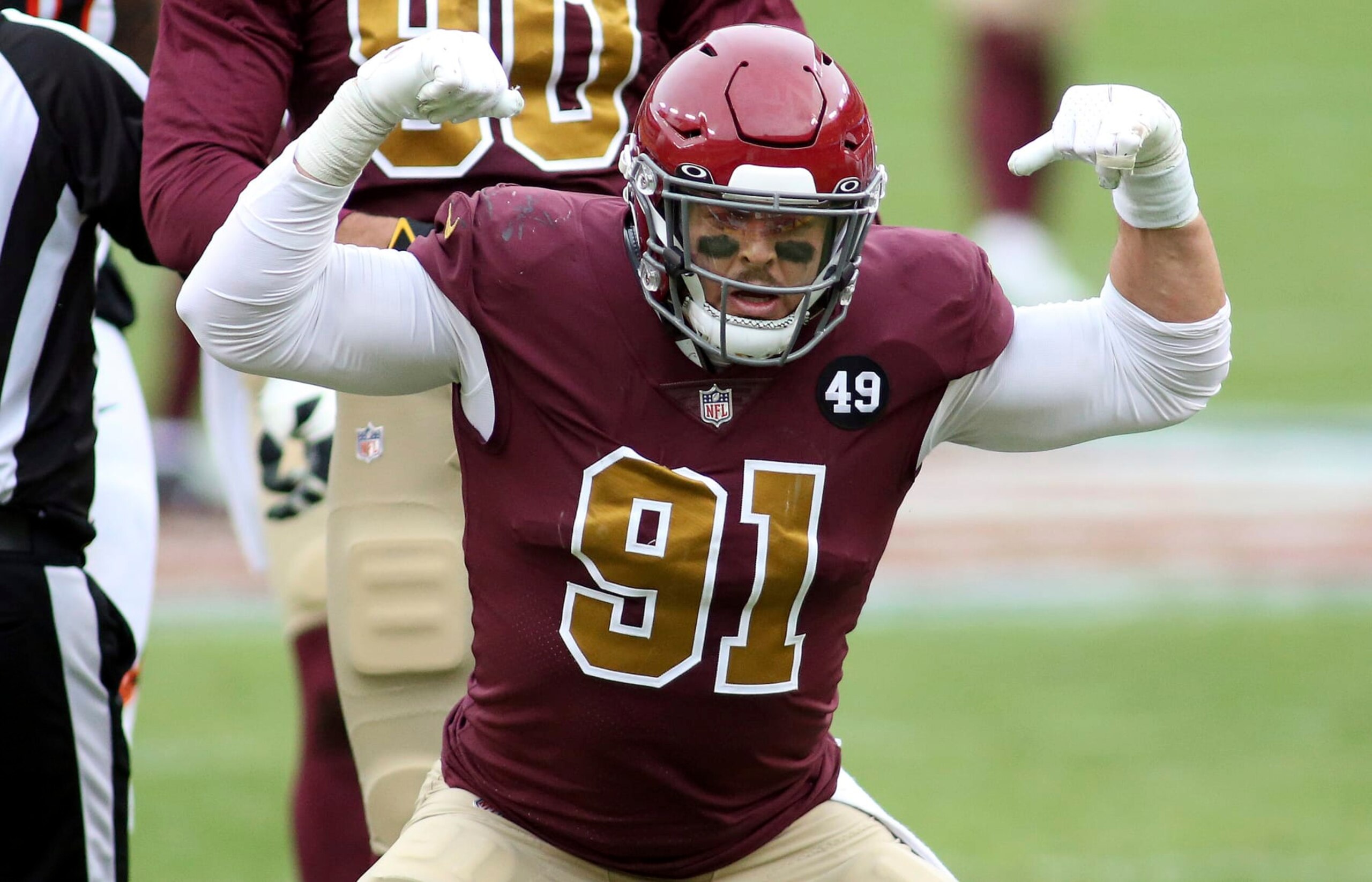 Washington Football Team defensive end Ryan Kerrigan (91) celebrates during an NFL football game against the Cincinnati Bengals, Sunday, Nov. 22, 2020 in Landover, Md. (AP Photo/Daniel Kucin Jr.) Washington Football Team defensive end Ryan Kerrigan (91) celebrates during an NFL football game against the Cincinnati Bengals, Sunday, Nov. 22, 2020 in Landover, Md. (AP Photo/Daniel Kucin Jr.)