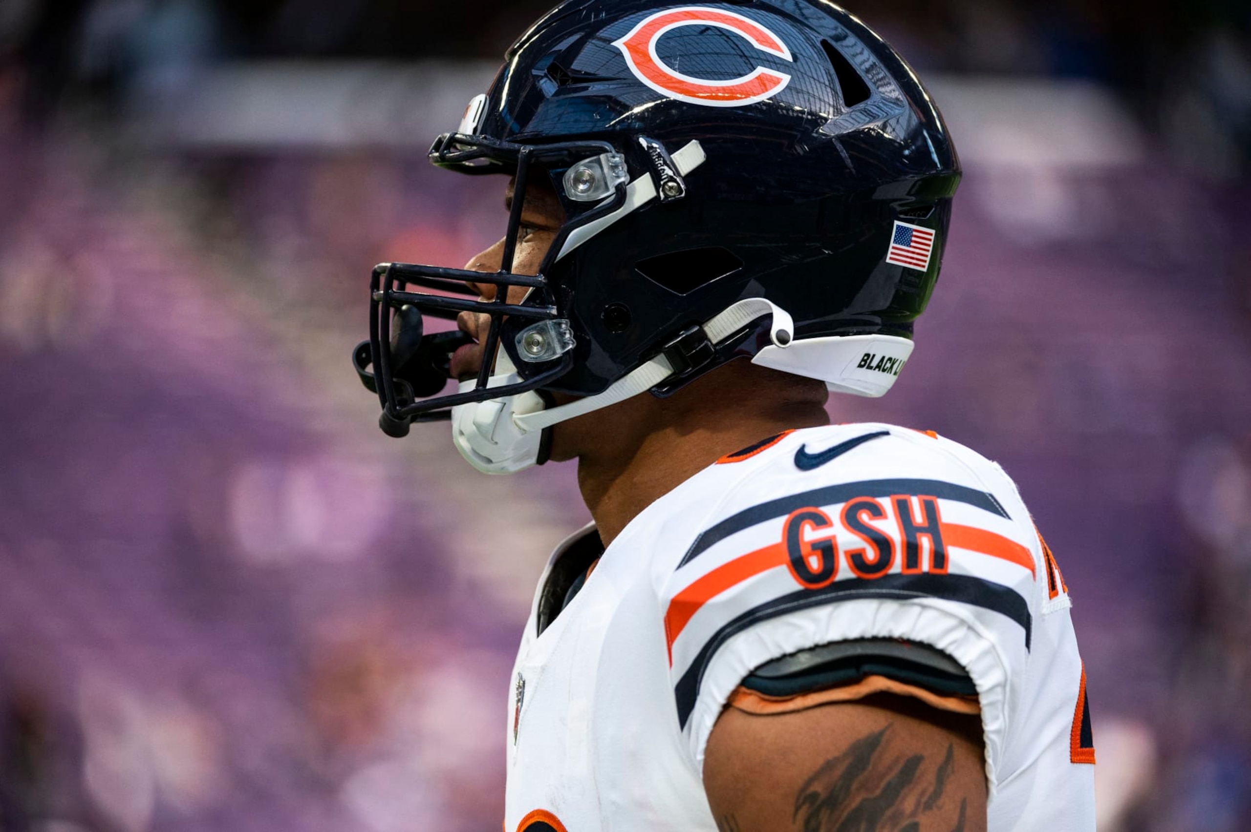 MINNEAPOLIS, MN - JANUARY 09: David Montgomery #32 of the Chicago Bears warms up before the game against the Minnesota Vikings at U.S. Bank Stadium on January 9, 2022 in Minneapolis, Minnesota. (Photo by Stephen Maturen/Getty Images)