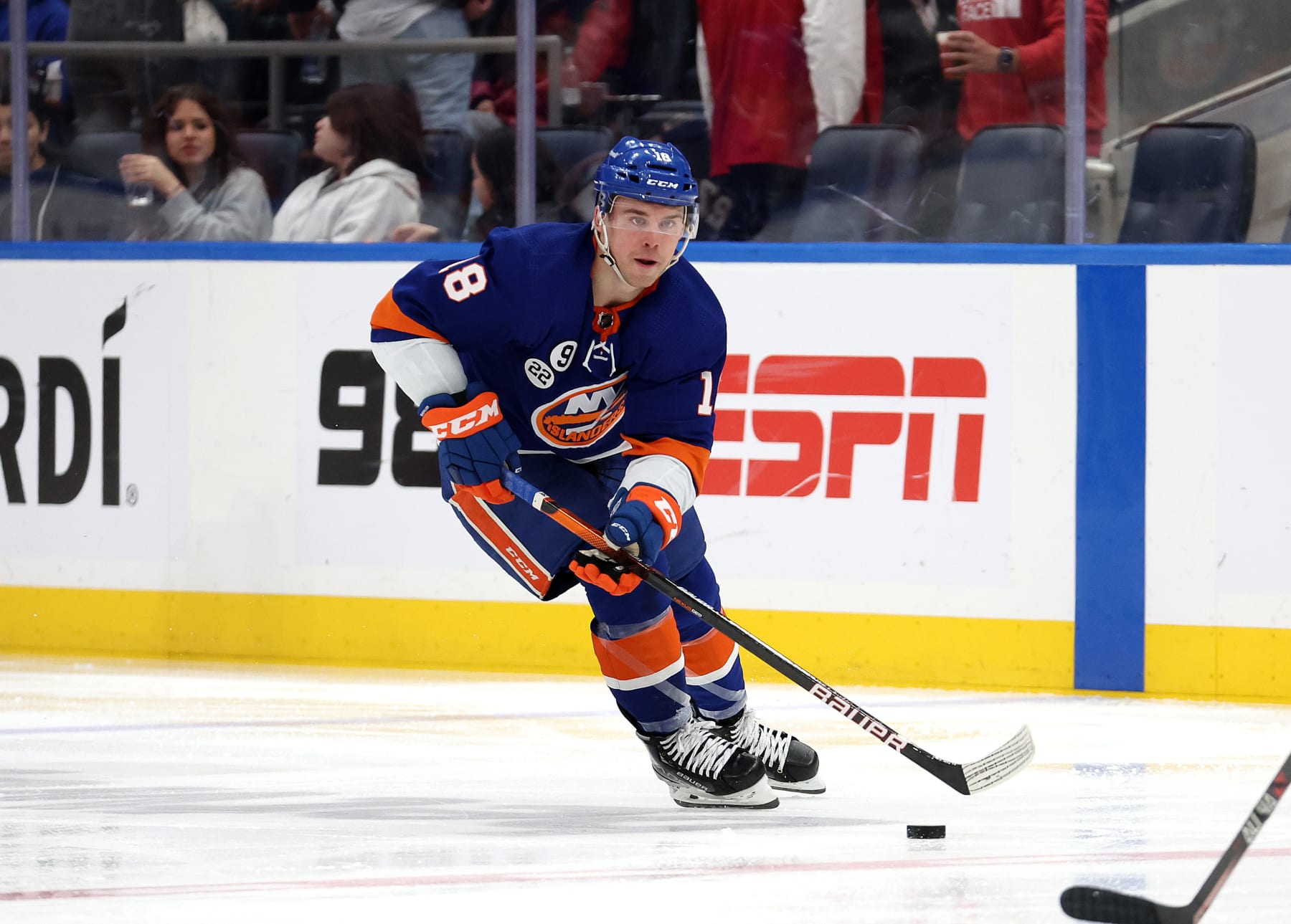ELMONT, NEW YORK - APRIL 19:  Anthony Beauvillier #18 of the New York Islanders in actiuon against the Florida Panthers during their game at UBS Arena on April 19, 2022 in Elmont, New York. (Photo by Al Bello/Getty Images)
