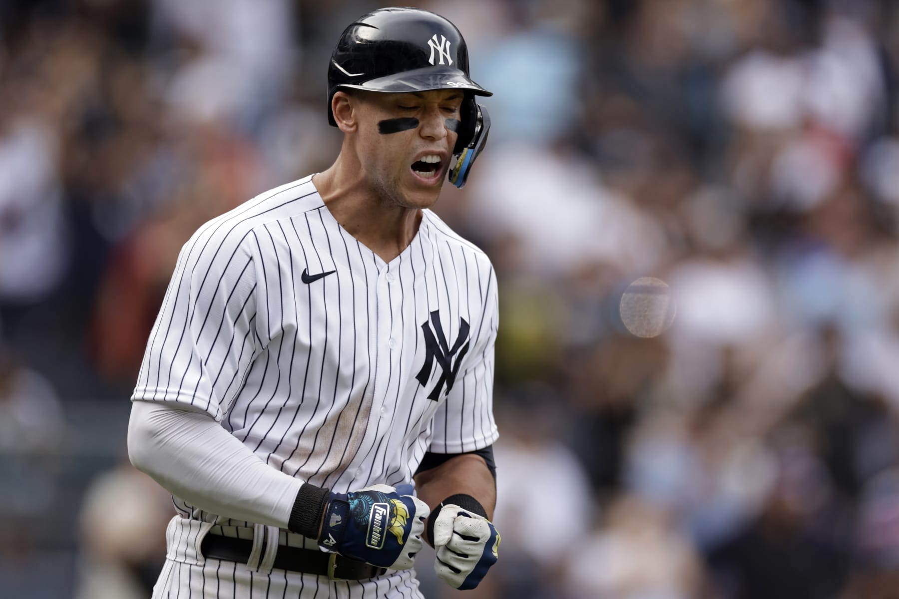 NEW YORK, NY - JULY 31: Aaron Judge #99 of the New York Yankees reacts to flying out against the Kansas City Royals during the ninth inning at Yankee Stadium on July 31, 2022 in the Bronx borough of New York City. The Royals won 8-6. (Photo by Adam Hunger/Getty Images)