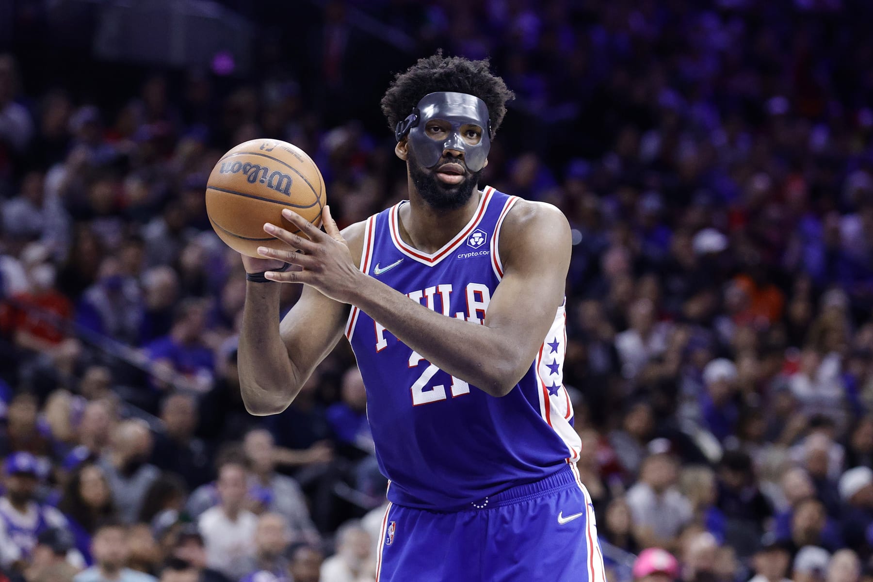PHILADELPHIA, PENNSYLVANIA - MAY 12: Joel Embiid #21 of the Philadelphia 76ers handles the ball during the second half against the Miami Heat in Game Six of the 2022 NBA Playoffs Eastern Conference Semifinals at Wells Fargo Center on May 12, 2022 in Philadelphia, Pennsylvania. NOTE TO USER: User expressly acknowledges and agrees that, by downloading and/or using this photograph, User is consenting to the terms and conditions of the Getty Images License Agreement. (Photo by Tim Nwachukwu/Getty Images)
