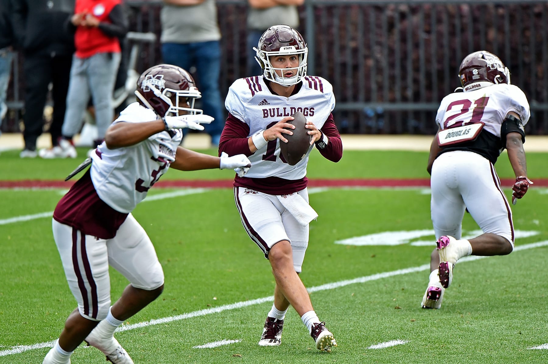 STARKVILLE, MISSISSIPPI - APRIL 17: Quarterback Jack Abraham #16 drops back to pass during the Maroon and White spring game of the Mississippi State Bulldogs at Davis Wade Stadium on April 17, 2021 in Starkville, Mississippi. (Photo by Justin Ford/Getty Images)