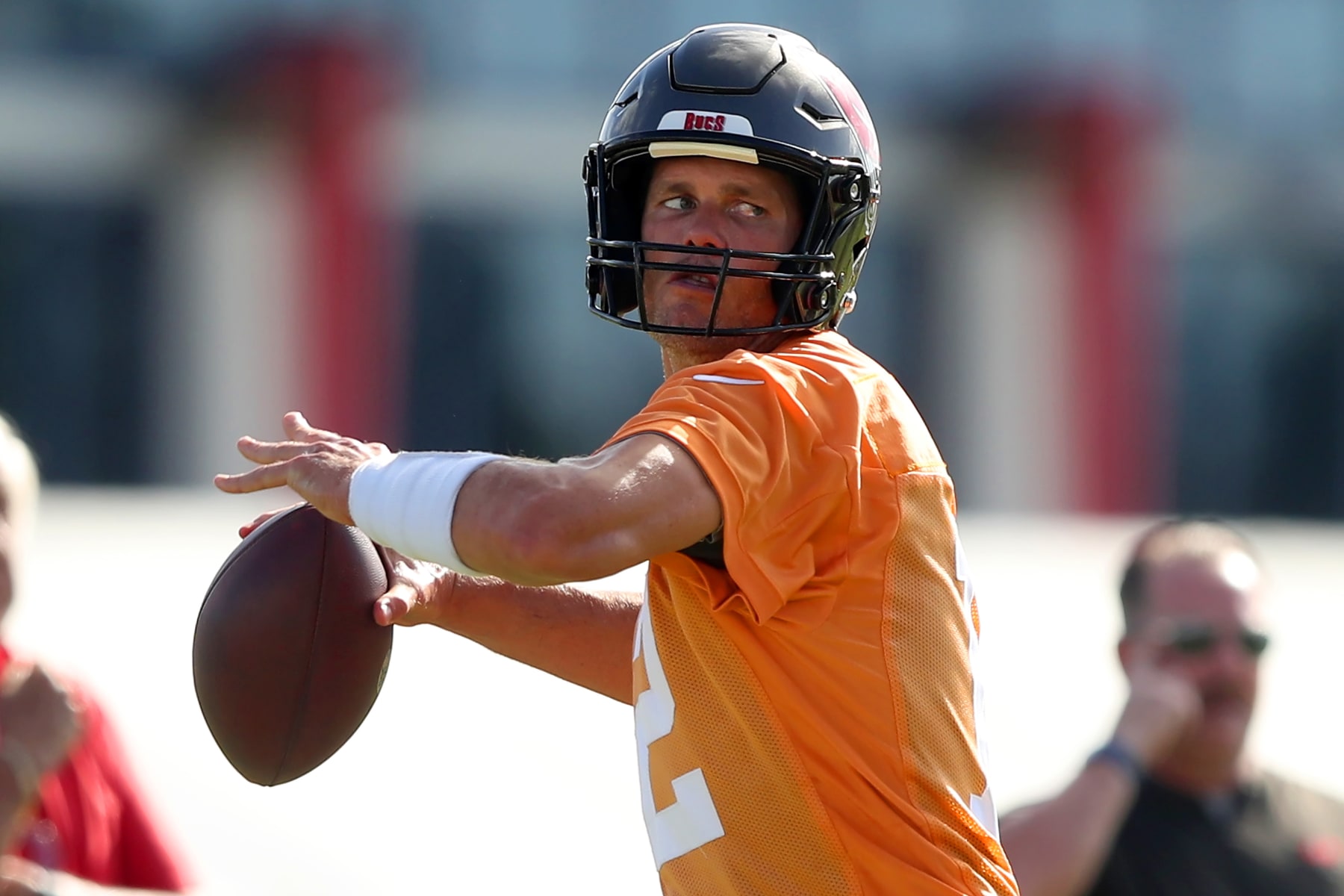 TAMPA, FL - JUL 30: Tampa Bay Buccaneers quarterback Tom Brady (12) throws a pass during the Tampa Bay Buccaneers Training Camp on July 30, 2022 at the AdventHealth Training Center at One Buccaneer Place in Tampa, Florida. (Photo by Cliff Welch/Icon Sportswire via Getty Images)