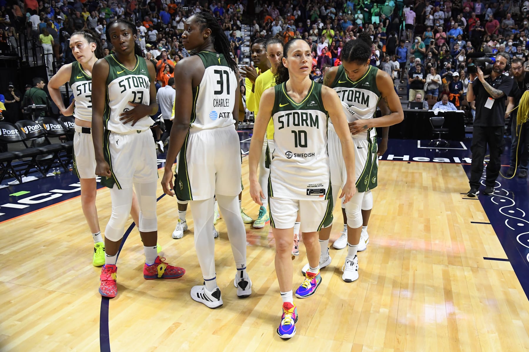 UNCASVILLE, CT - JULY 28: The Seattle Storm look on after the game against the Connecticut Sun on July 28, 2022 at Mohegan Sun Arena in Uncasville, Connecticut.  NOTE TO USER: User expressly acknowledges and agrees that, by downloading and/or using this Photograph, user is consenting to the terms and conditions of the Getty Images License Agreement. Mandatory Copyright Notice: Copyright 2022 NBAE (Photo by Brian Babineau/NBAE via Getty Images)