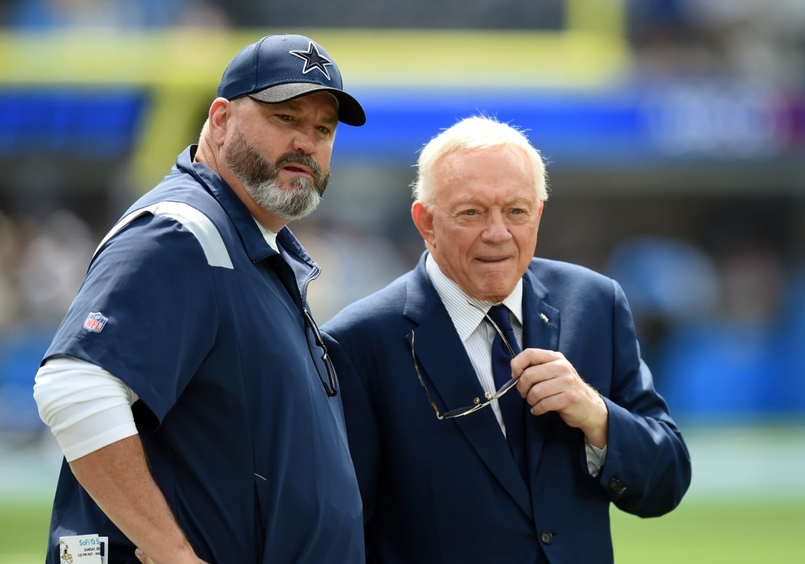 INGLEWOOD, CA - SEPTEMBER 19: Cowboys head coach Mike McCarthy and Cowboys owner Jerry Jones talk on the field during an NFL game between the Dallas Cowboys and the Los Angeles Chargers on September 19, 2021, at SoFi Stadium in Inglewood, CA. (Photo by Chris Williams/Icon Sportswire via Getty Images) INGLEWOOD, CA - SEPTEMBER 19: Cowboys head coach Mike McCarthy and Cowboys owner Jerry Jones talk on the field during an NFL game between the Dallas Cowboys and the Los Angeles Chargers on September 19, 2021, at SoFi Stadium in Inglewood, CA. (Photo by Chris Williams/Icon Sportswire via Getty Images)