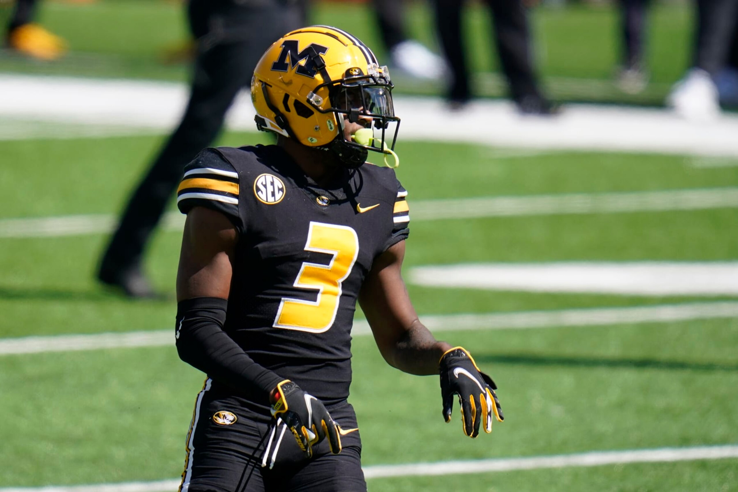 Missouri wide receiver Luther Burden III takes up his position during an NCAA college football intra-squad spring game Saturday, March 19, 2022, in Columbia, Mo. (AP Photo/Jeff Roberson)