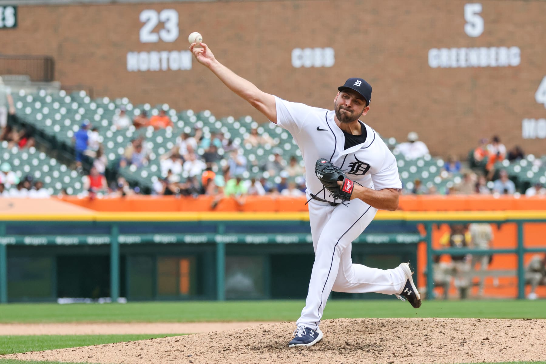 DETROIT, MI - JULY 27:  Detroit Tigers relief pitcher Michael Fulmer (32) pitches during a regular season Major League Baseball game between the San Diego Padres and the Detroit Tigers on July 27, 2022 at Comerica Park in Detroit, Michigan. (Photo by Scott W. Grau/Icon Sportswire via Getty Images)