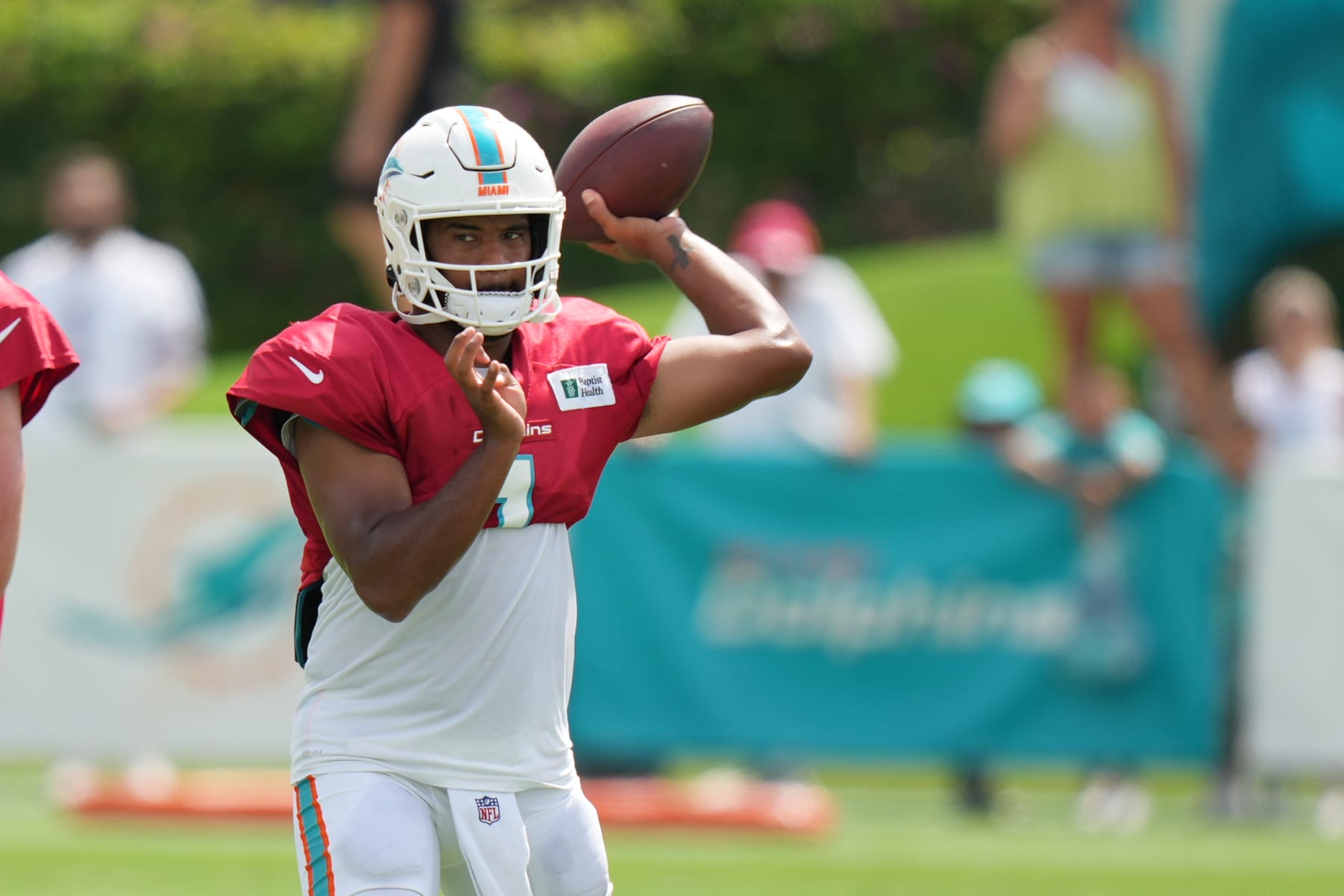 MIAMI GARDENS, FL - AUG 2: Miami Dolphins quarterback Tua Tagovailoa (1) throws passes during the Miami Dolphins training camp on Tuesday, August 2, 2022 at Baptist Health Training Center in Miami Gardens, FL (Photo by Peter Joneleit/Icon Sportswire via Getty Images)