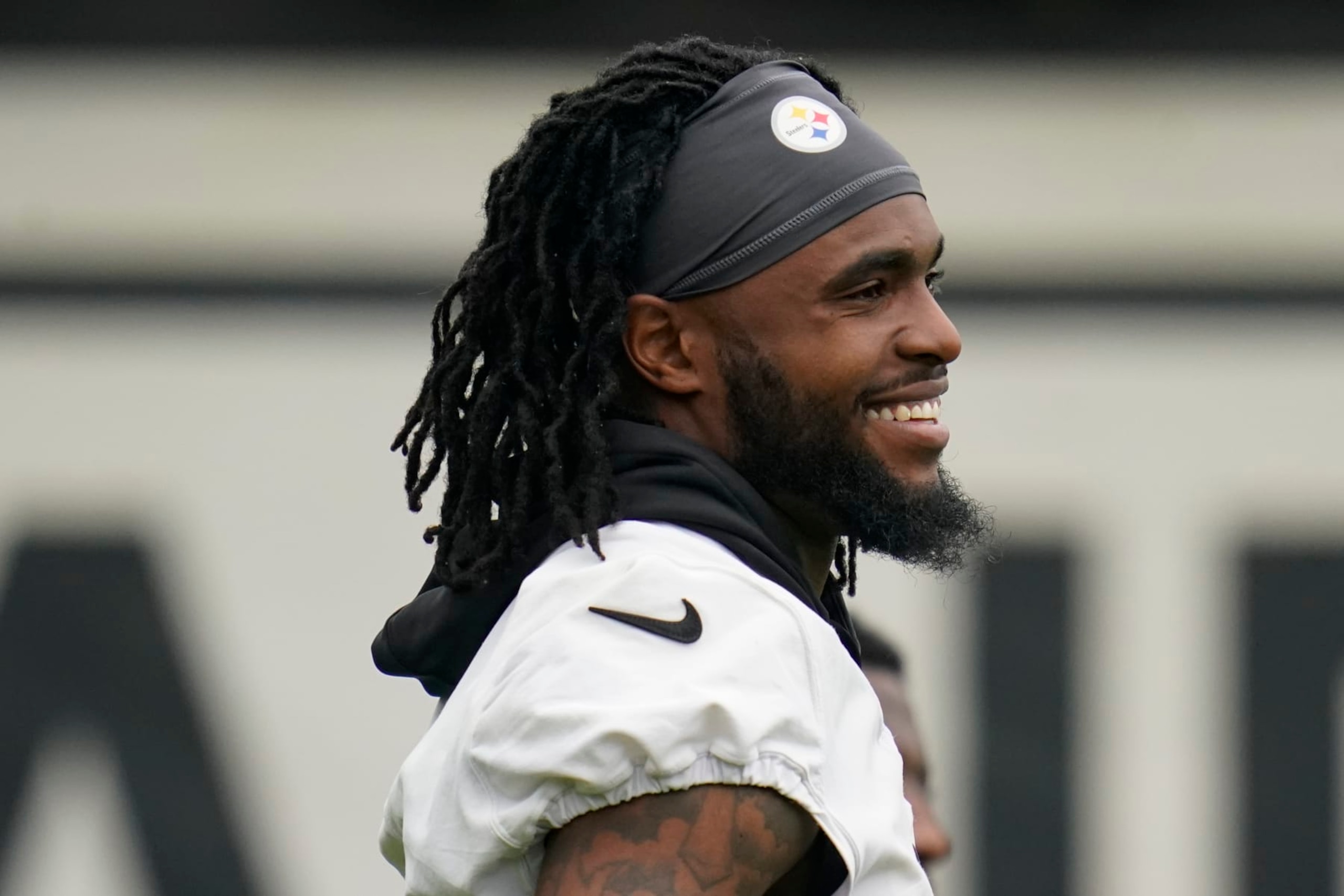 Pittsburgh Steelers wide receiver Diontae Johnson during an NFL football practice, Tuesday, June 7, 2022, in Pittsburgh. (AP Photo/Keith Srakocic)