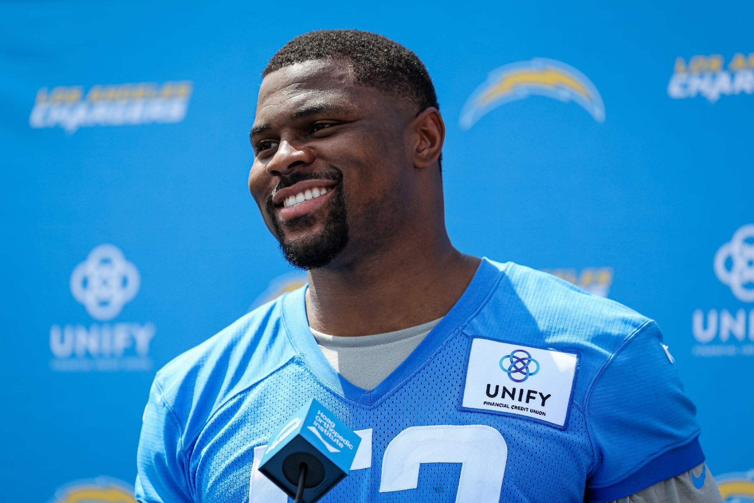 COSTA MESA, CA - JULY 27: Khalil Mack #52 of the Los Angeles Chargers speaks with the media during training camp at Jack Hammett Sports Complex on July 27, 2022 in Costa Mesa, California. (Photo by Scott Taetsch/Getty Images) COSTA MESA, CA - JULY 27: Khalil Mack #52 of the Los Angeles Chargers speaks with the media during training camp at Jack Hammett Sports Complex on July 27, 2022 in Costa Mesa, California. (Photo by Scott Taetsch/Getty Images)