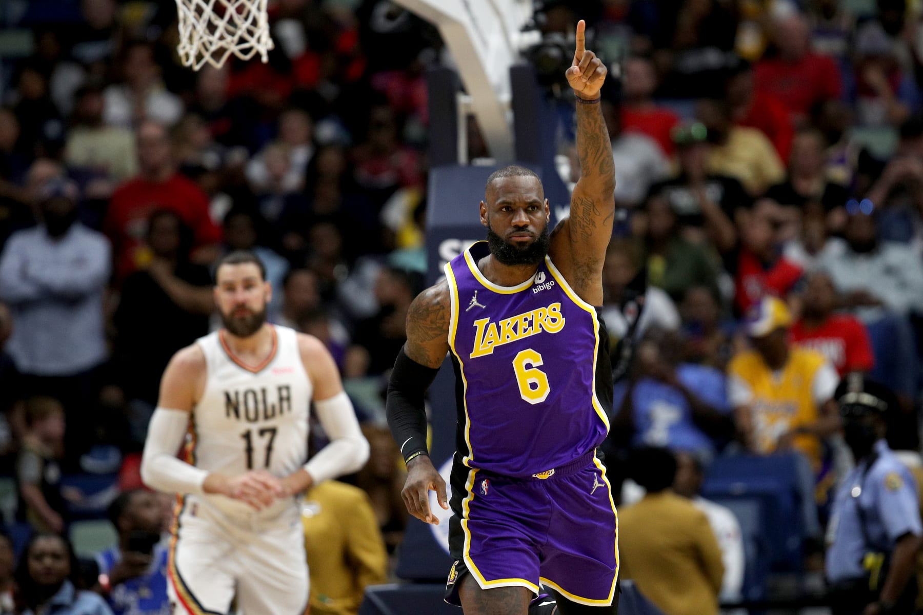 NEW ORLEANS, LOUISIANA - MARCH 27: LeBron James #6 of the Los Angeles Lakers reacts after scoring a basket during the first quarter of an NBA game against the New Orleans Pelicans at Smoothie King Center on March 27, 2022 in New Orleans, Louisiana. NOTE TO USER: User expressly acknowledges and agrees that, by downloading and or using this photograph, User is consenting to the terms and conditions of the Getty Images License Agreement. (Photo by Sean Gardner/Getty Images)