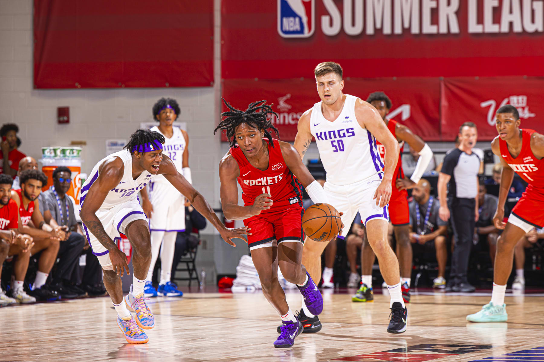 LAS VEGAS, NV - JULY 16: TyTy Washington Jr. #0 of the Houston Rockets dribbles the ball against the Sacramento Kings during the 2022 Las Vegas Summer League on July 16, 2022 at the Cox Pavilion in Las Vegas, Nevada NOTE TO USER: User expressly acknowledges and agrees that, by downloading and/or using this Photograph, user is consenting to the terms and conditions of the Getty Images License Agreement. Mandatory Copyright Notice: Copyright 2022 NBAE (Photo by Zach Beeker/NBAE via Getty Images)