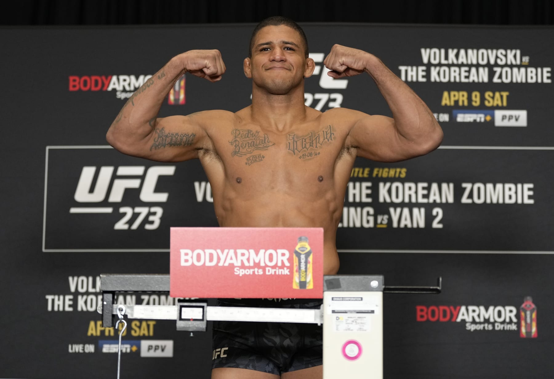 JACKSONVILLE, FLORIDA - APRIL 08: Gilbert Burns of Brazil poses on the scale during the UFC 273 official weigh-in at the Hyatt Regency Riverfront Hotel on April 08, 2022 in Jacksonville, Florida. (Photo by Jeff Bottari/Zuffa LLC)