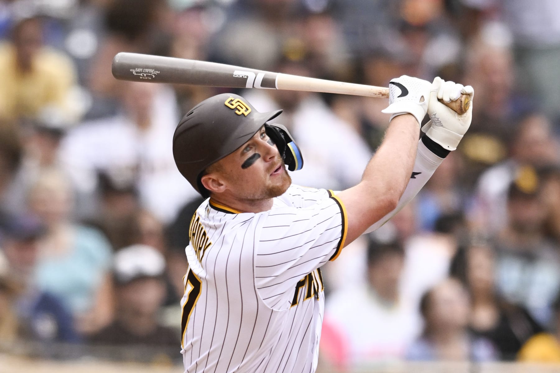 SAN DIEGO, CA - AUGUST 4: Brandon Drury #17 of the San Diego Padres plays during a baseball game against the Colorado Rockies August 4, 2022 at Petco Park in San Diego, California. (Photo by Denis Poroy/Getty Images)
