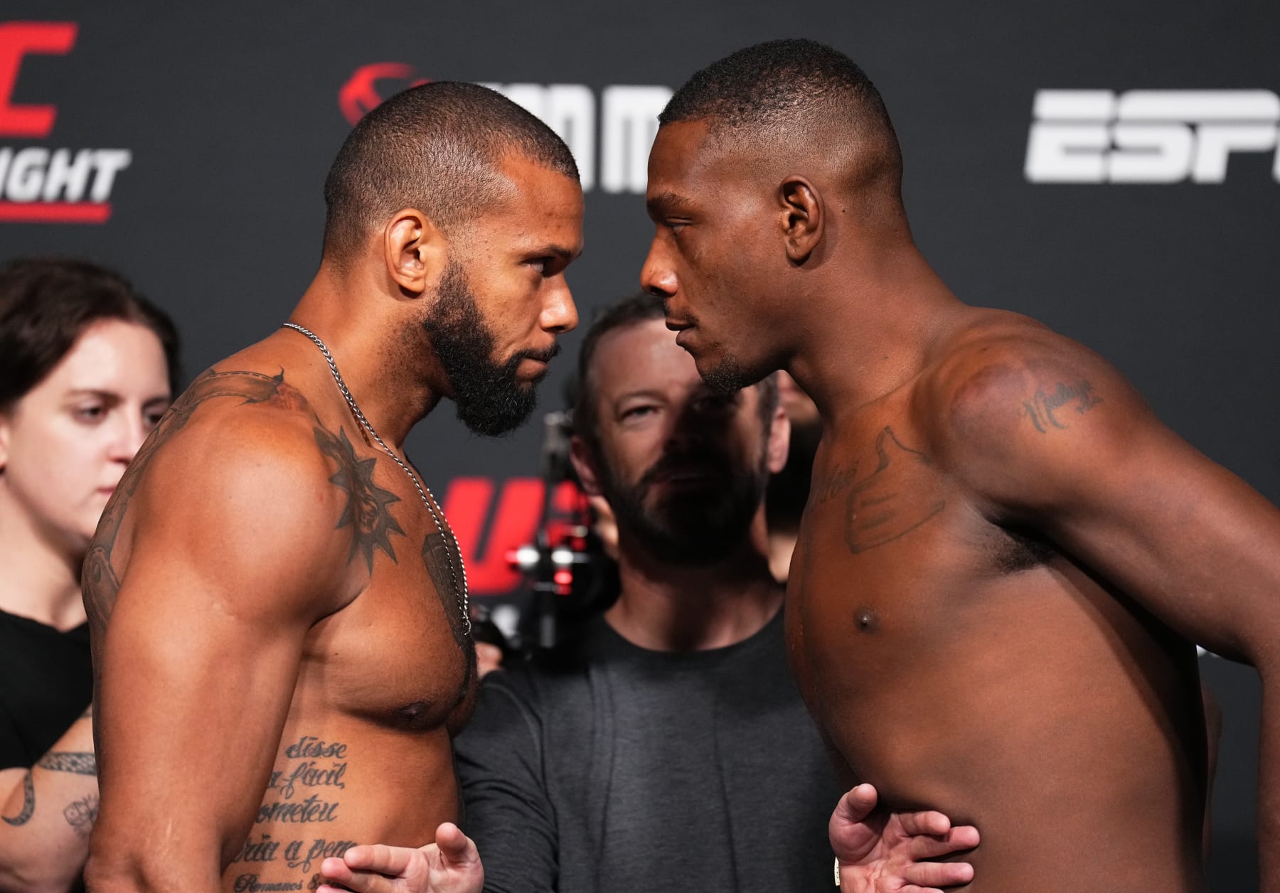 LAS VEGAS, NEVADA - AUGUST 05: (L-R) Opponents Thiago Santos of Brazil and Jamahal Hill face off during the UFC Fight Night weigh-in at UFC APEX on August 05, 2022 in Las Vegas, Nevada. (Photo by Chris Unger/Zuffa LLC)