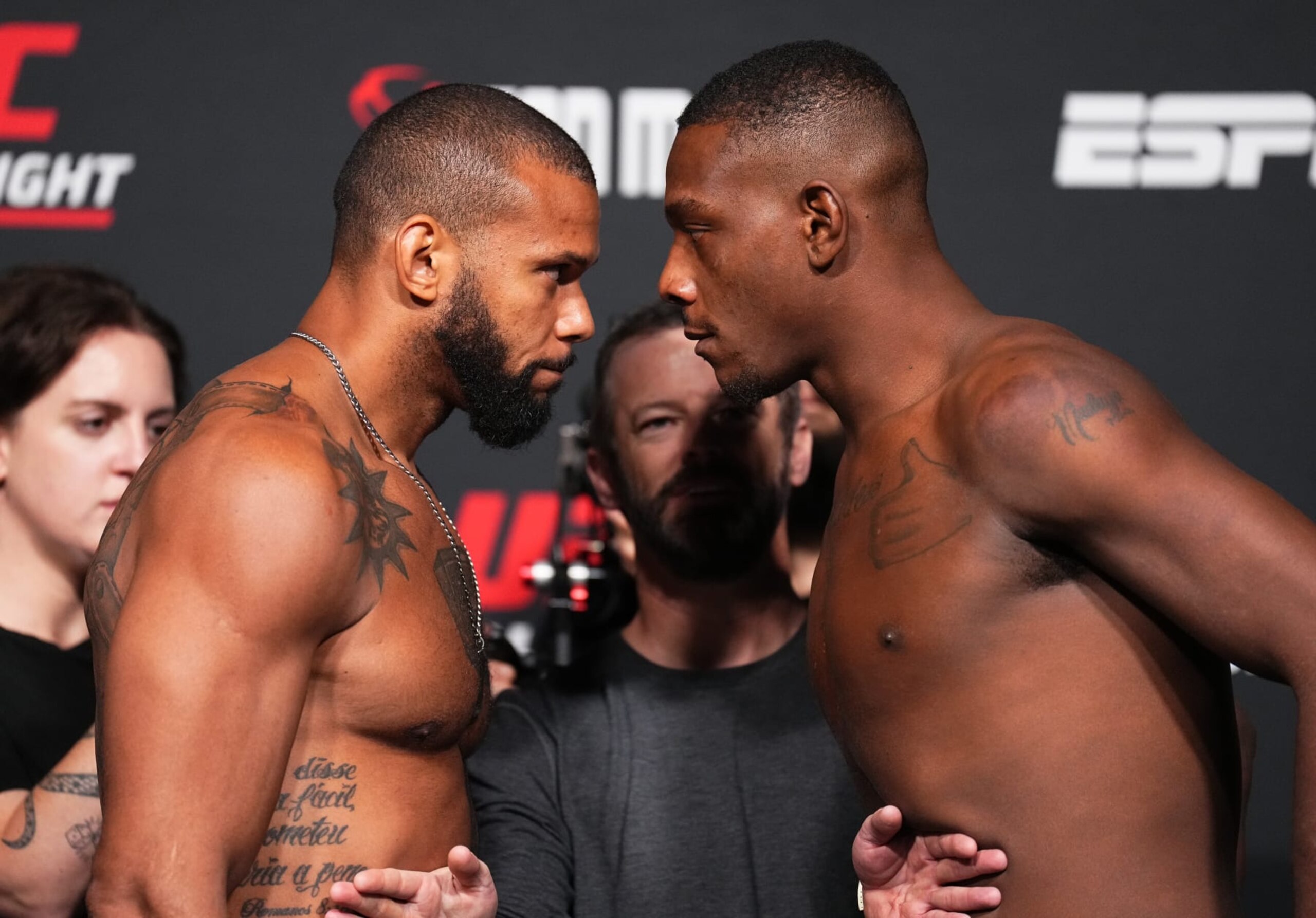 LAS VEGAS, NEVADA - AUGUST 05: (L-R) Opponents Thiago Santos of Brazil and Jamahal Hill face off during the UFC Fight Night weigh-in at UFC APEX on August 05, 2022 in Las Vegas, Nevada. (Photo by Chris Unger/Zuffa LLC)