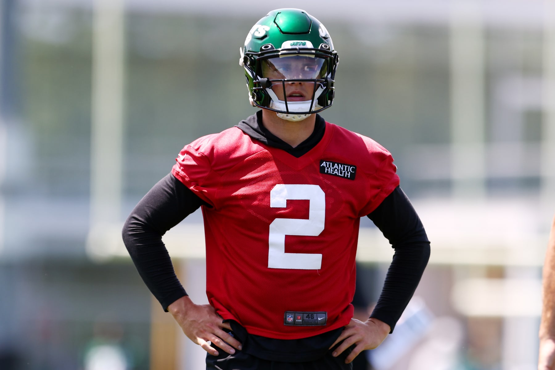 FLORHAM PARK, NJ - JUNE 15: Quarterback Zach Wilson #2 of the New York Jets during New York Jets mandatory minicamp at Atlantic Health Jets Training Center on June 15, 2022 in Florham Park, New Jersey. (Photo by Rich Schultz/Getty Images)