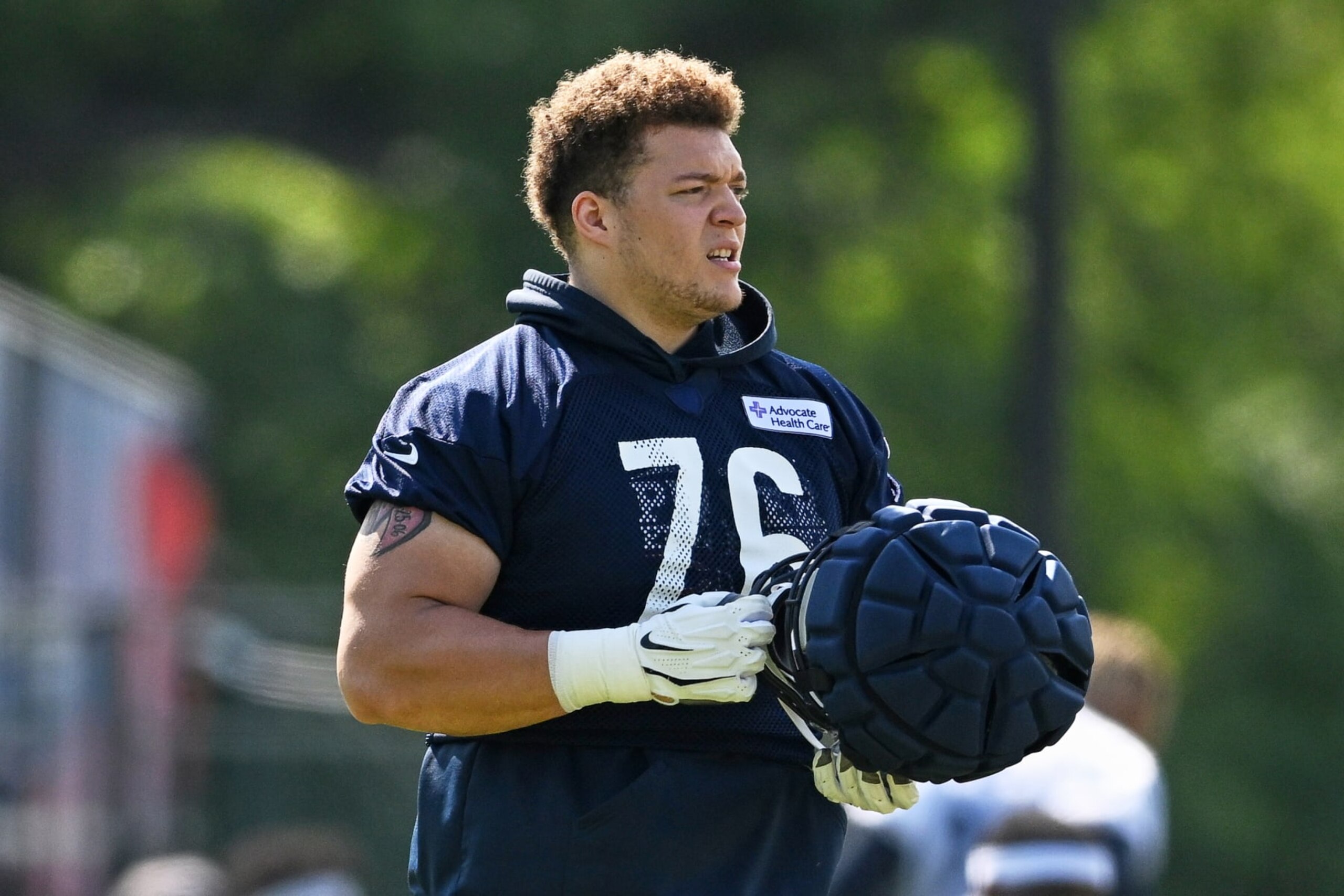 LAKE FOREST, IL - JULY 27: Chicago Bears offensive linemen Teven Jenkins (76) looks on during the Chicago Bears Training Camp on July 27, 2022 at Halas Hall in Lake Forest, IL. (Photo by Robin Alam/Icon Sportswire via Getty Images) LAKE FOREST, IL - JULY 27: Chicago Bears offensive linemen Teven Jenkins (76) looks on during the Chicago Bears Training Camp on July 27, 2022 at Halas Hall in Lake Forest, IL. (Photo by Robin Alam/Icon Sportswire via Getty Images)