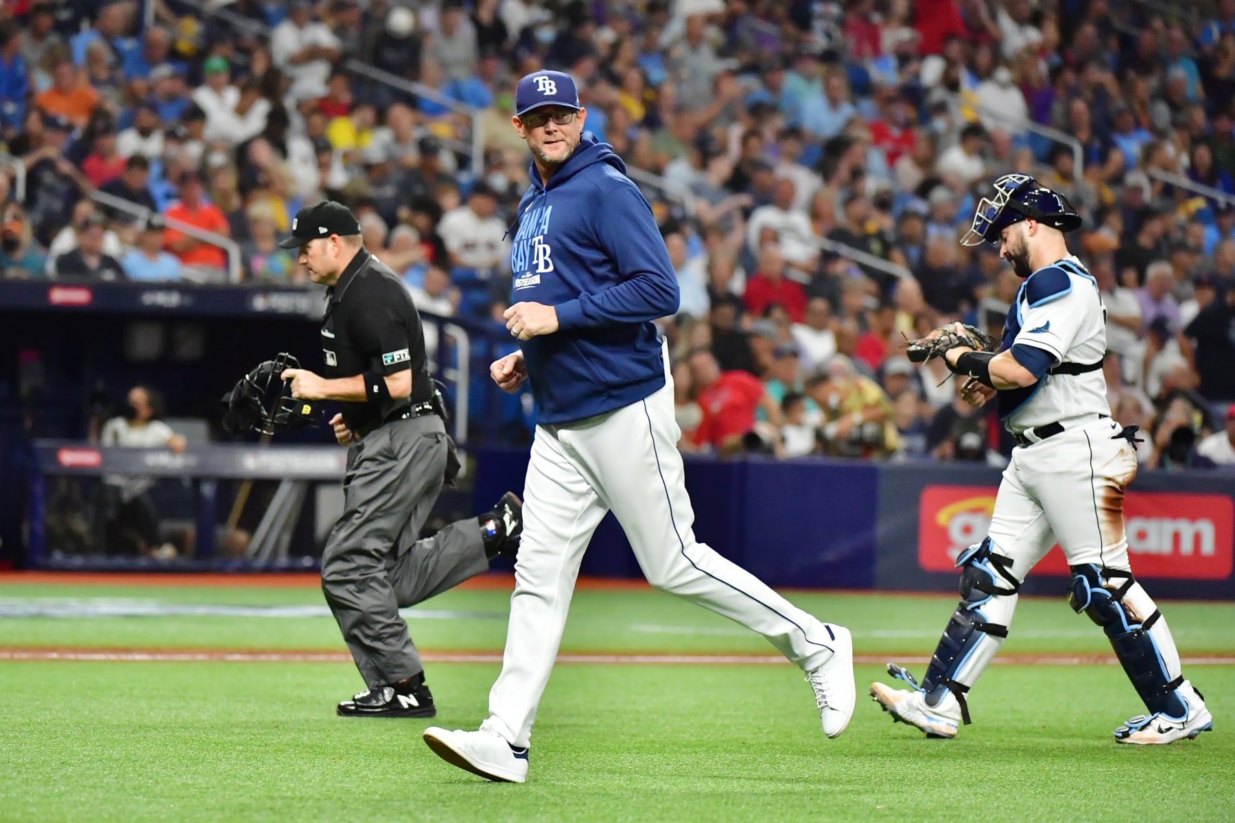 ST PETERSBURG, FLORIDA - OCTOBER 07: Kyle Snyder #44 of the Tampa Bay Rays returns to the dugout after visiting the mound in the fifth inning against the Boston Red Sox during Game 1 of the American League Division Series at Tropicana Field on October 07, 2021 in St Petersburg, Florida. (Photo by Julio Aguilar/Getty Images) ST PETERSBURG, FLORIDA - OCTOBER 07: Kyle Snyder #44 of the Tampa Bay Rays returns to the dugout after visiting the mound in the fifth inning against the Boston Red Sox during Game 1 of the American League Division Series at Tropicana Field on October 07, 2021 in St Petersburg, Florida. (Photo by Julio Aguilar/Getty Images)