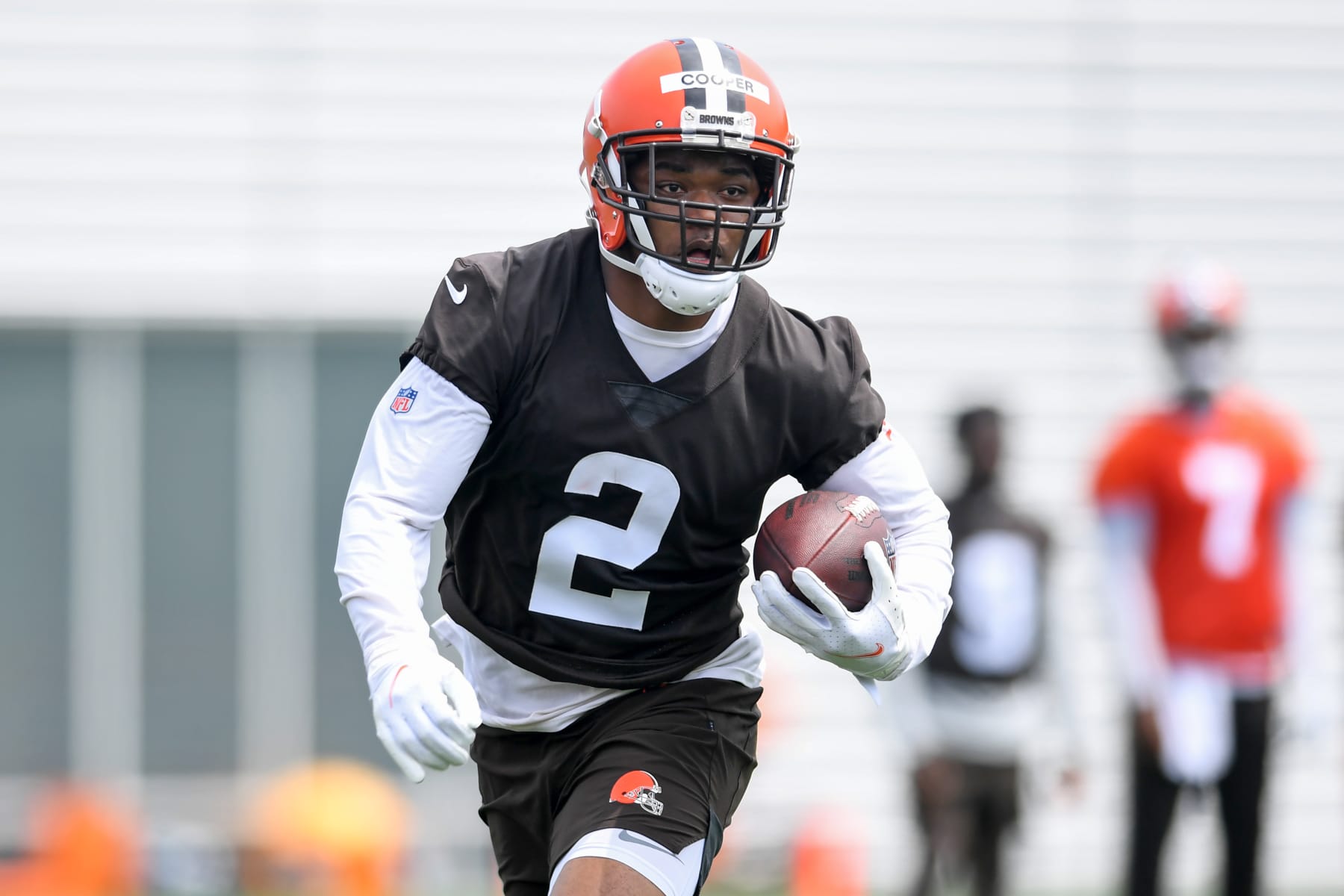 BEREA, OH - JUNE 14: Amari Cooper #2 of the Cleveland Browns runs a drill during the Cleveland Browns mandatory minicamp at CrossCountry Mortgage Campus on June 14, 2022 in Berea, Ohio. (Photo by Nick Cammett/Diamond Images via Getty Images)