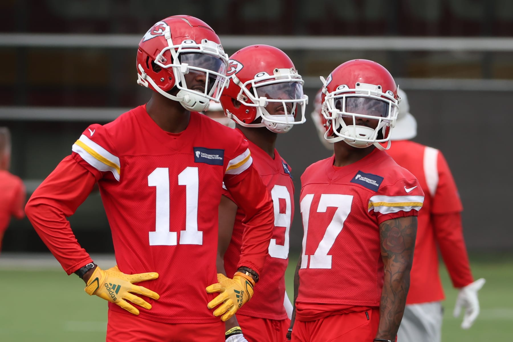 KANSAS CITY, MO - JUNE 15: Kansas City Chiefs wide receivers Marquez Valdes-Scantling (11), JuJu Smith-Schuster (9) and Mecole Hardman (17) during minicamp on June 15, 2022 at the Chiefs Training Facility in Kansas City, MO. (Photo by Scott Winters/Icon Sportswire via Getty Images)