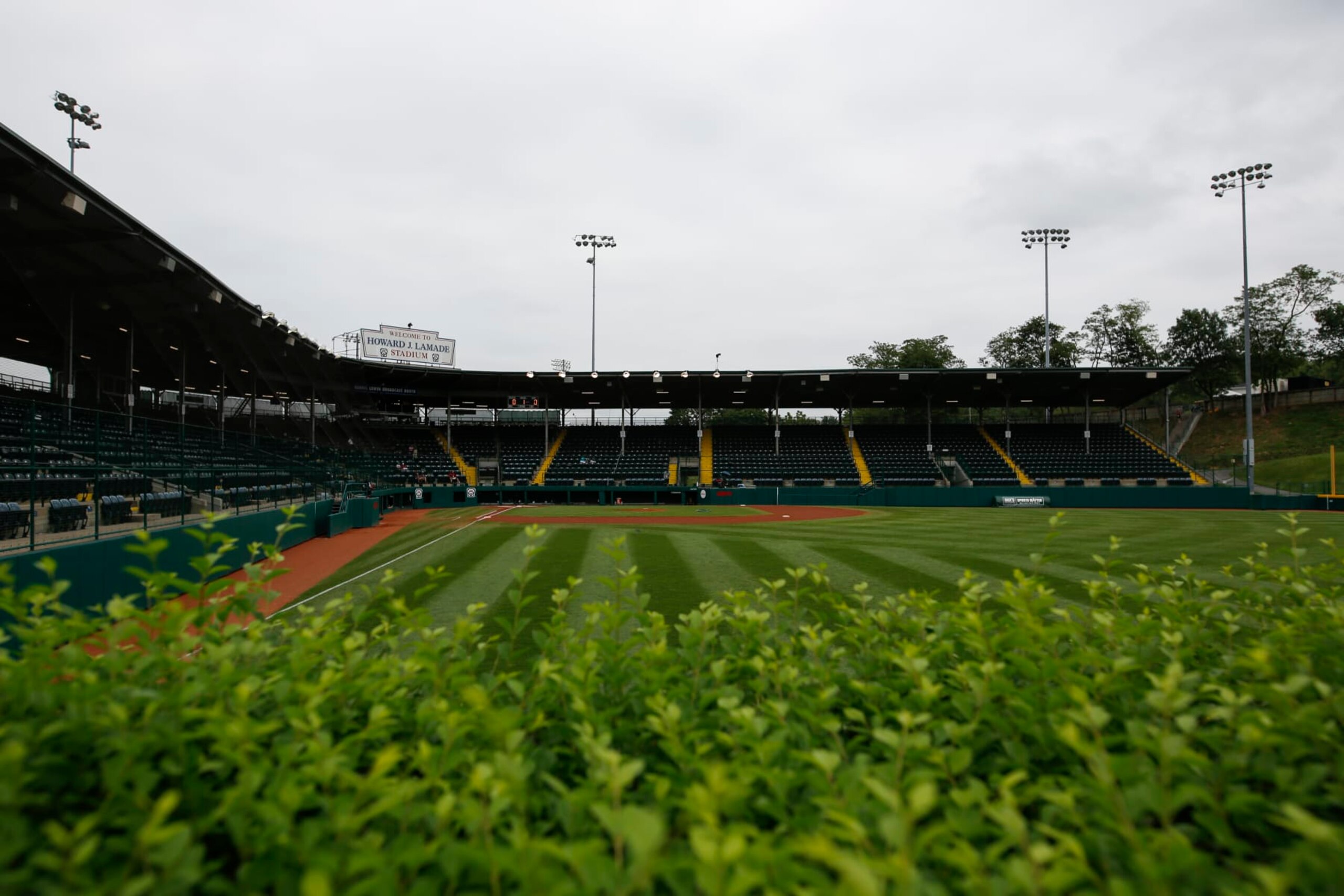 WILLIAMSPORT, PENNSYLVANIA - AUGUST 29: A general view of the stadium before the 2021 Little League World Series game between Team Michigan and Team Ohio at Howard J. Lamade Stadium on August 29, 2021 in Williamsport, Pennsylvania. (Photo by Joshua Bessex/Getty Images) WILLIAMSPORT, PENNSYLVANIA - AUGUST 29: A general view of the stadium before the 2021 Little League World Series game between Team Michigan and Team Ohio at Howard J. Lamade Stadium on August 29, 2021 in Williamsport, Pennsylvania. (Photo by Joshua Bessex/Getty Images)
