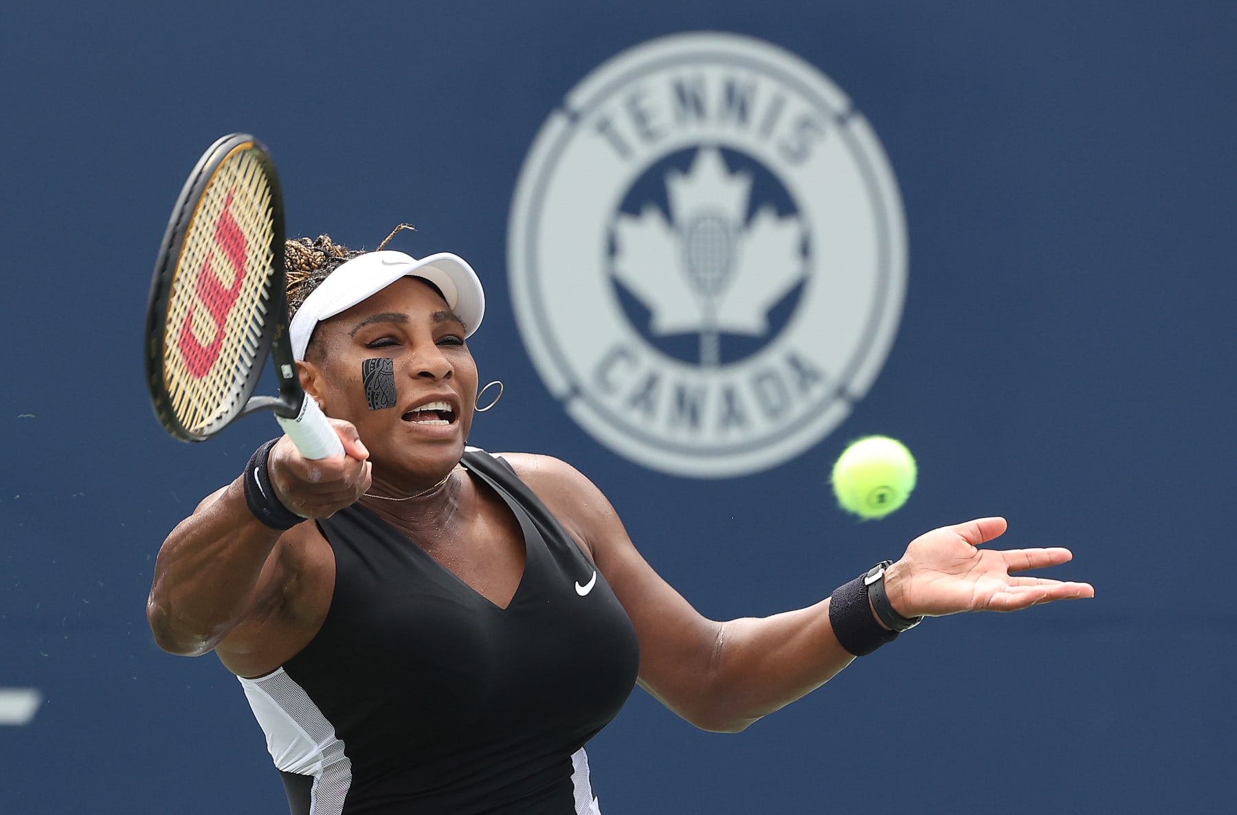 TORONTO, ON - AUGUST 8  -  Serena Williams of the United States hits a forehand as she defeats Nuria Parrizas Diaz of Spain on Centre Court at the National Bank Open presented by Rogers  at Sobey's Stadium at York University in Toronto. August 8, 2022.        (Steve Russell/Toronto Star via Getty Images)