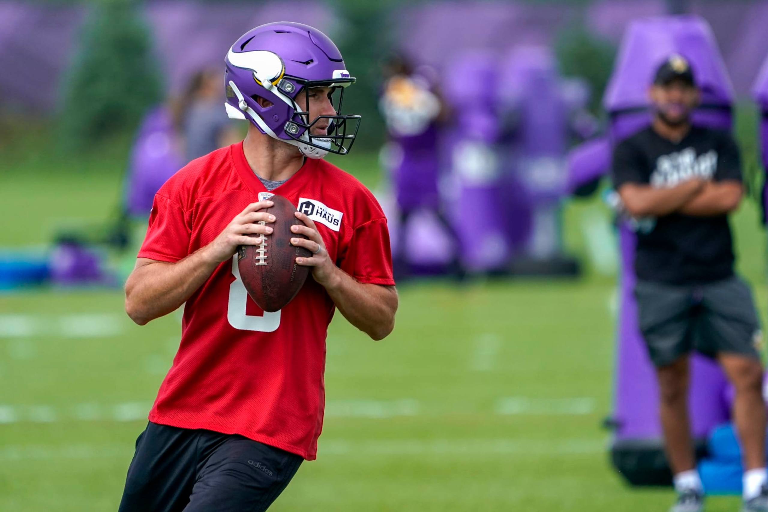 EAGAN, MN - JULY 27: Minnesota Vikings quarterback Kirk Cousins (8) looks to pass during the first day of Minnesota Vikings Training Camp at TCO Performance Center on July 27, 2022 in Eagan, Minnesota.(Photo by Nick Wosika/Icon Sportswire via Getty Images)