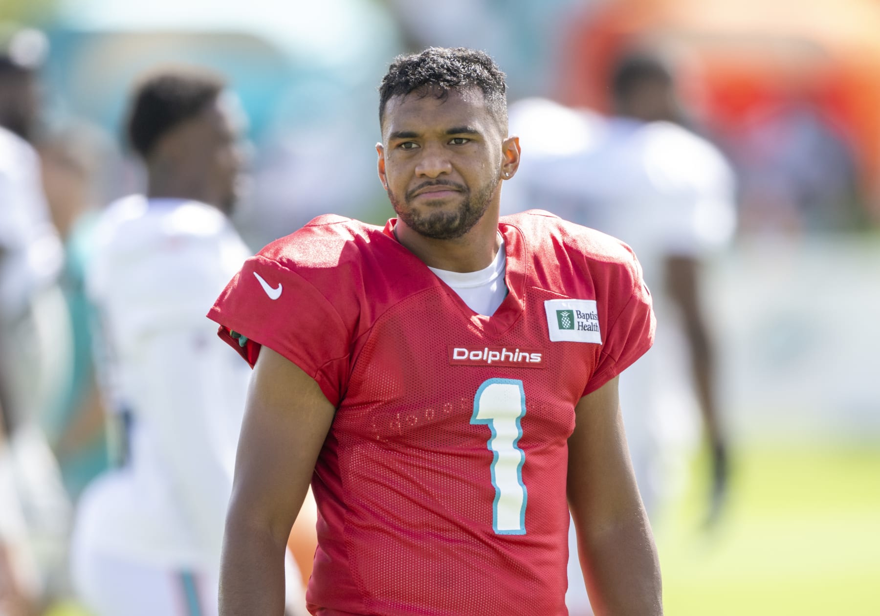MIAMI GARDENS, FL - AUGUST 06: Miami Dolphins quarterback Tua Tagovailoa (1) on the filed during a practice session at the Miami Dolphins training camp at Baptist Health Training Complex on August 6, 2022 in Miami Gardens, Florida. (Photo by Doug Murray/Icon Sportswire via Getty Images)