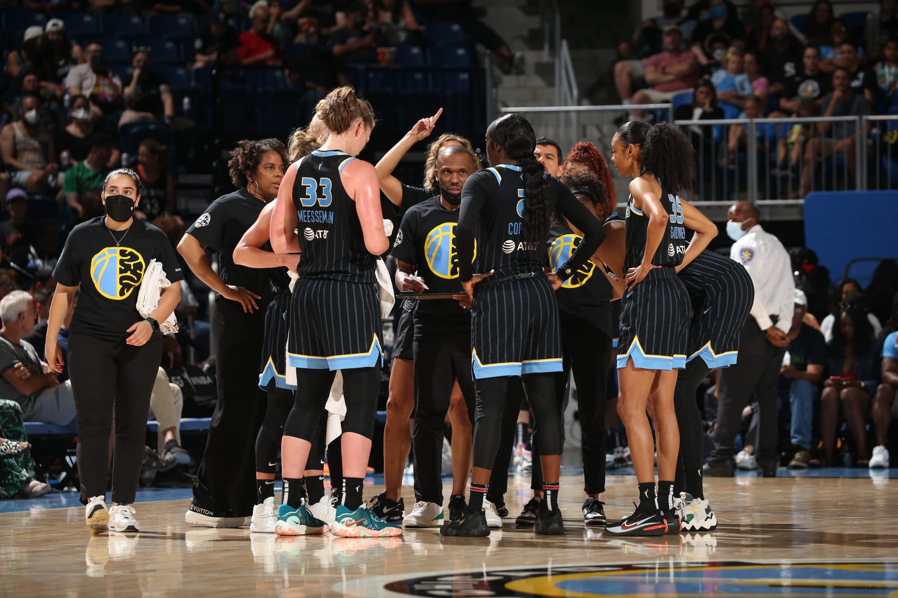CHICAGO, IL - AUGUST 7: The Chicago Sky huddle up during the game against the Connecticut Sun on August 7, 2022 at the Wintrust Arena in Chicago, Illinois. NOTE TO USER: User expressly acknowledges and agrees that, by downloading and or using this photograph, user is consenting to the terms and conditions of the Getty Images License Agreement.  Mandatory Copyright Notice: Copyright 2022 NBAE (Photo by Gary Dineen/NBAE via Getty Images)