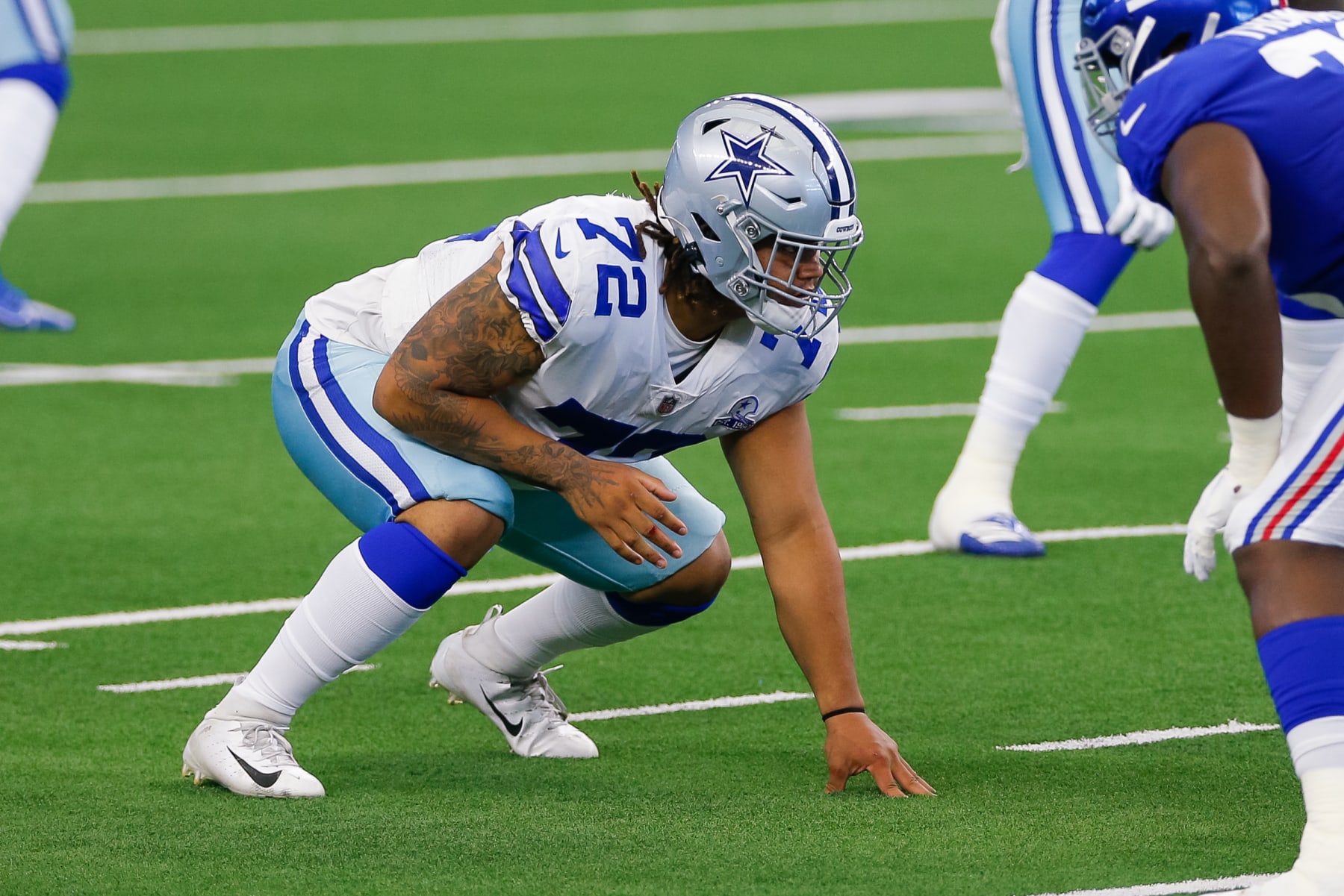 ARLINGTON, TX - OCTOBER 11: Dallas Cowboys Defensive Tackle Trysten Hill (72) lines up during the NFL game between the New York Giants and Dallas Cowboys on October 11, 2020 at AT&T Stadium in Arlington, TX.  (Photo by Andrew Dieb/Icon Sportswire via Getty Images)