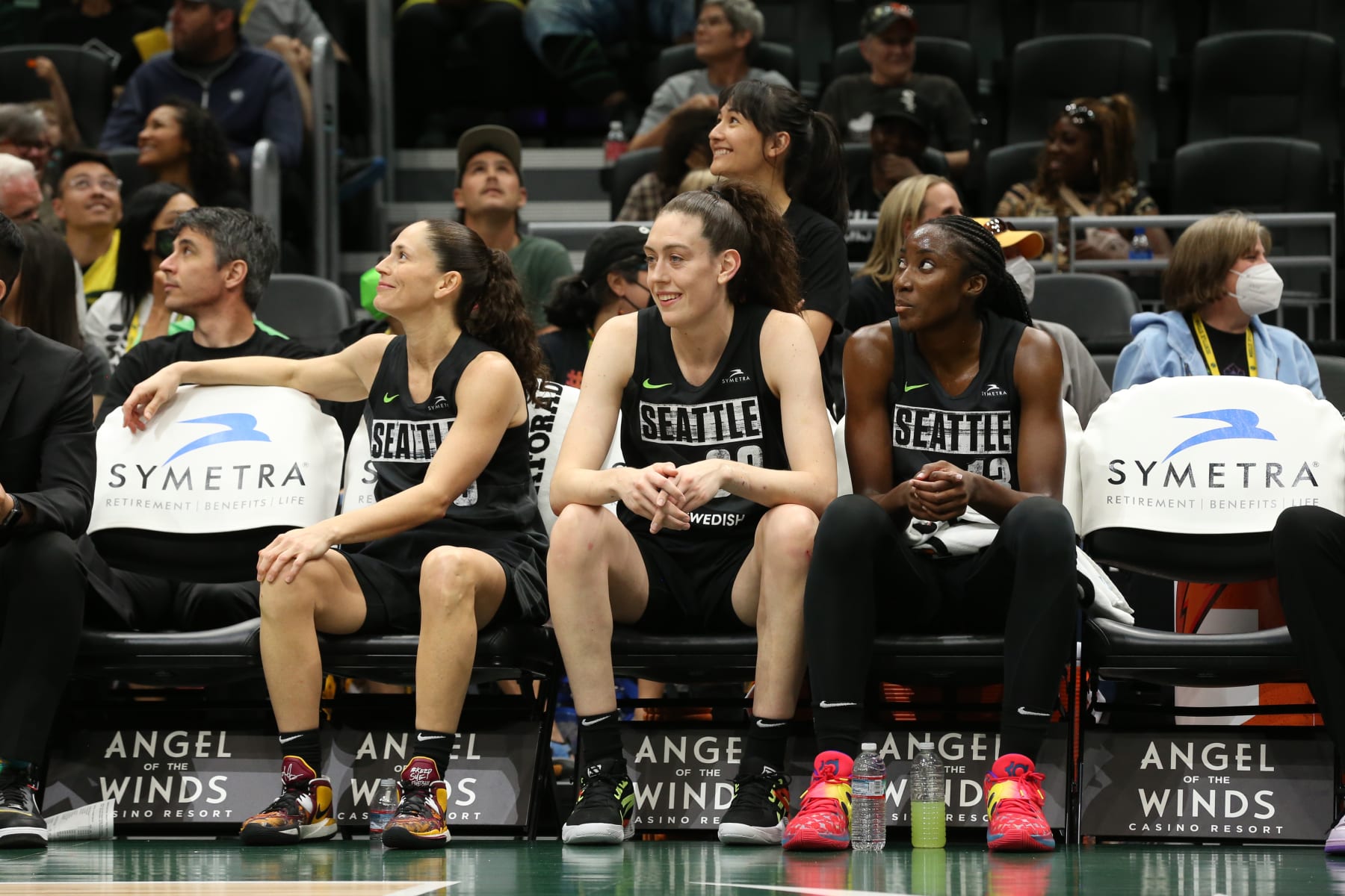 SEATTLE, WA - JUNE 25: Sue Bird #10, Breanna Stewart #30 and Ezi Magbegor #13 of the Seattle Storm look on during the game against the Los Angeles Sparks on June 25, 2022 at the Climate Pledge Arena in Seattle, Washington. NOTE TO USER: User expressly acknowledges and agrees that, by downloading and or using this photograph, User is consenting to the terms and conditions of the Getty Images License Agreement. Mandatory Copyright Notice: Copyright 2022 NBAE (Photo by Joshua Huston/NBAE via Getty Images)
