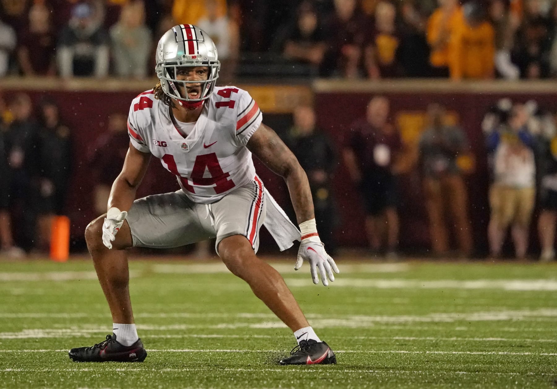 MINNEAPOLIS, MN - SEPTEMBER 02: Ohio State Buckeyes safety Ronnie Hickman (14) follows the play during a game between the Minnesota Golden Gophers and the Ohio State Buckeyes at Huntington Bank Stadium in Minneapolis, MN on September 2, 2021.(Photo by Nick Wosika/Icon Sportswire via Getty Images)