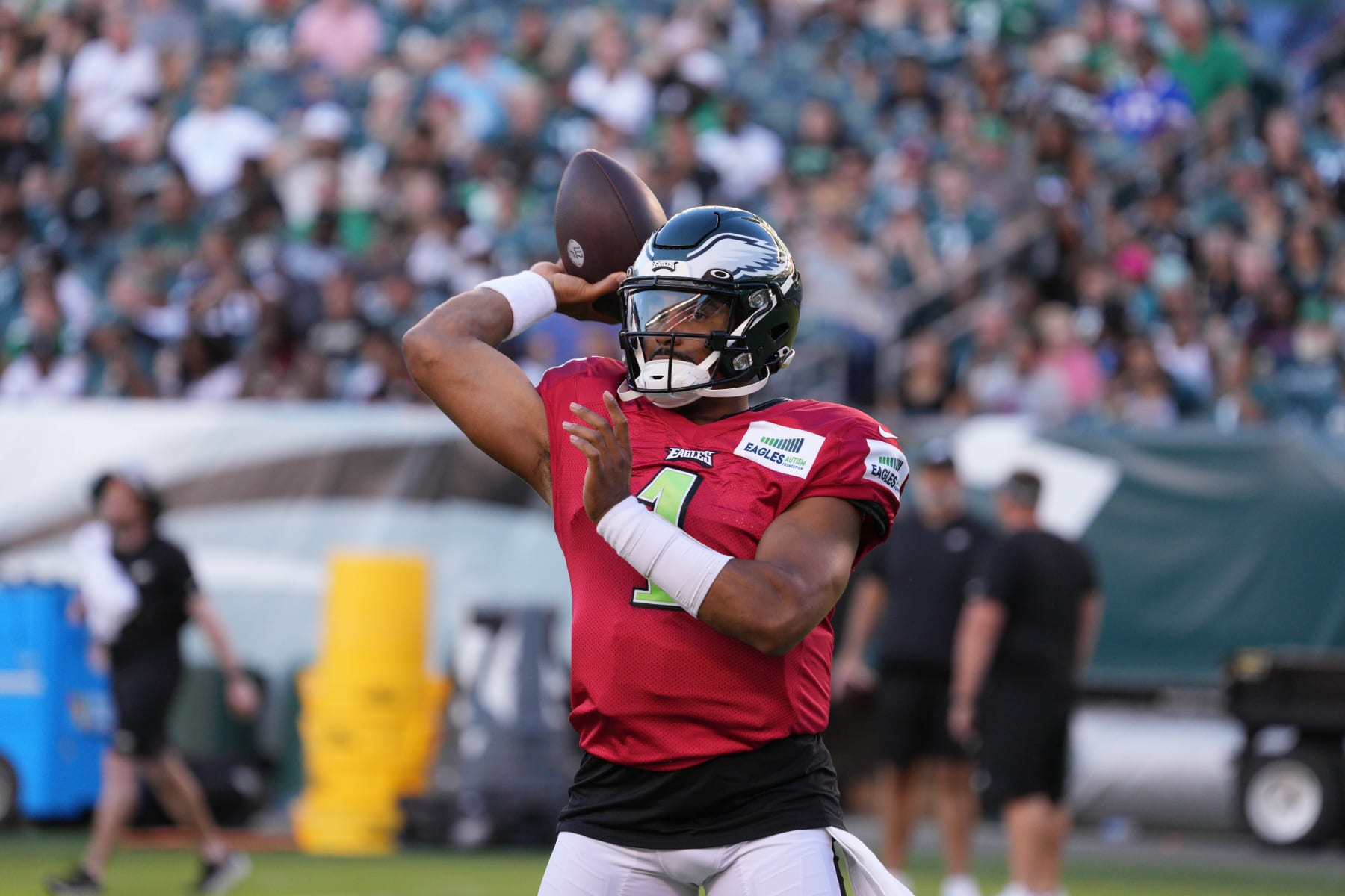 PHILADELPHIA, PA - AUGUST 07: Philadelphia Eagles quarterback Jalen Hurts (1) throws a pass during training camp on August 7, 2022 at Lincoln Financial Field in Philadelphia PA. (Photo by Andy Lewis/Icon Sportswire via Getty Images)