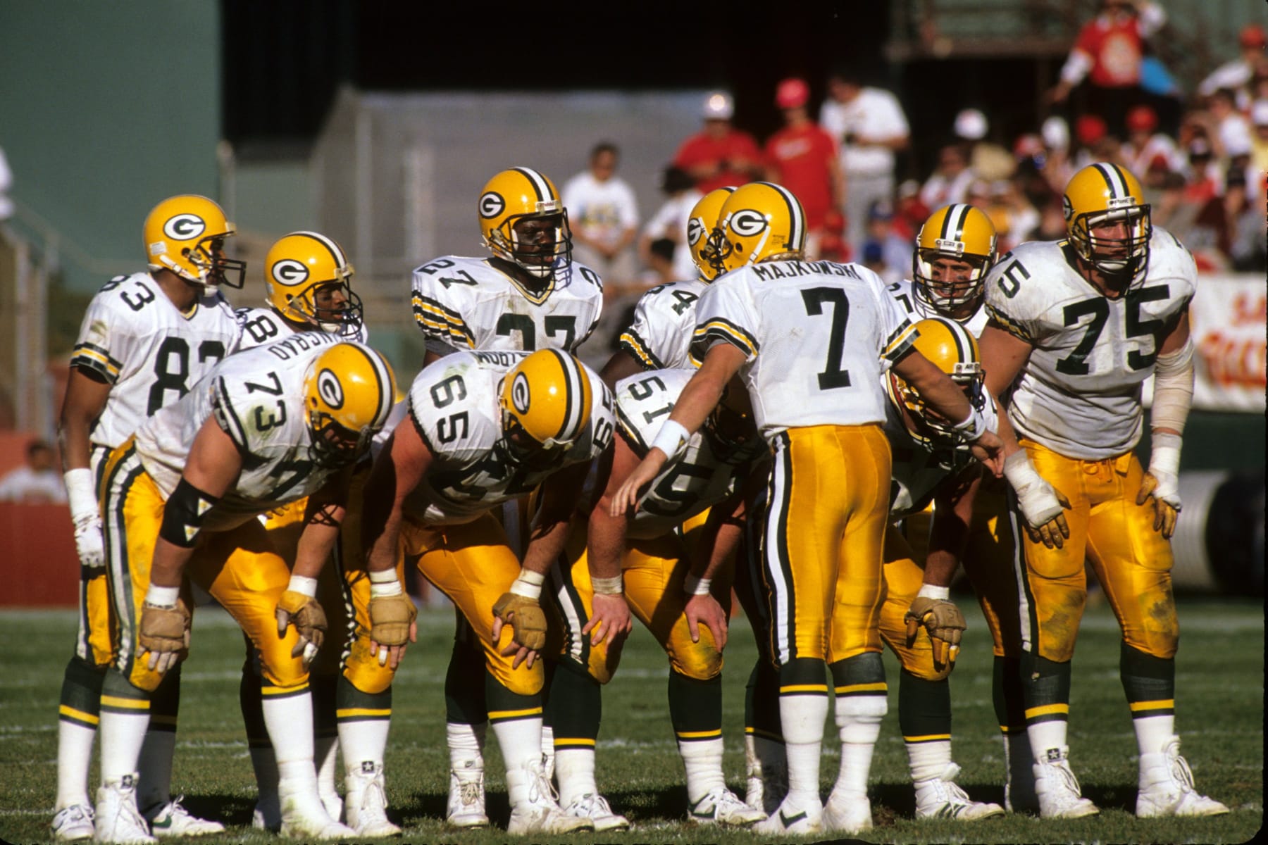 SAN FRANCISCO, CA - NOVEMBER 19:  The Green Bay Packers offense huddles on the field during a game against the San Francisco 49ers at Candlestick Park on November 19, 1989 in San Francisco, California.  The Packers won 21-17  (Photo by George Rose/Getty Images)