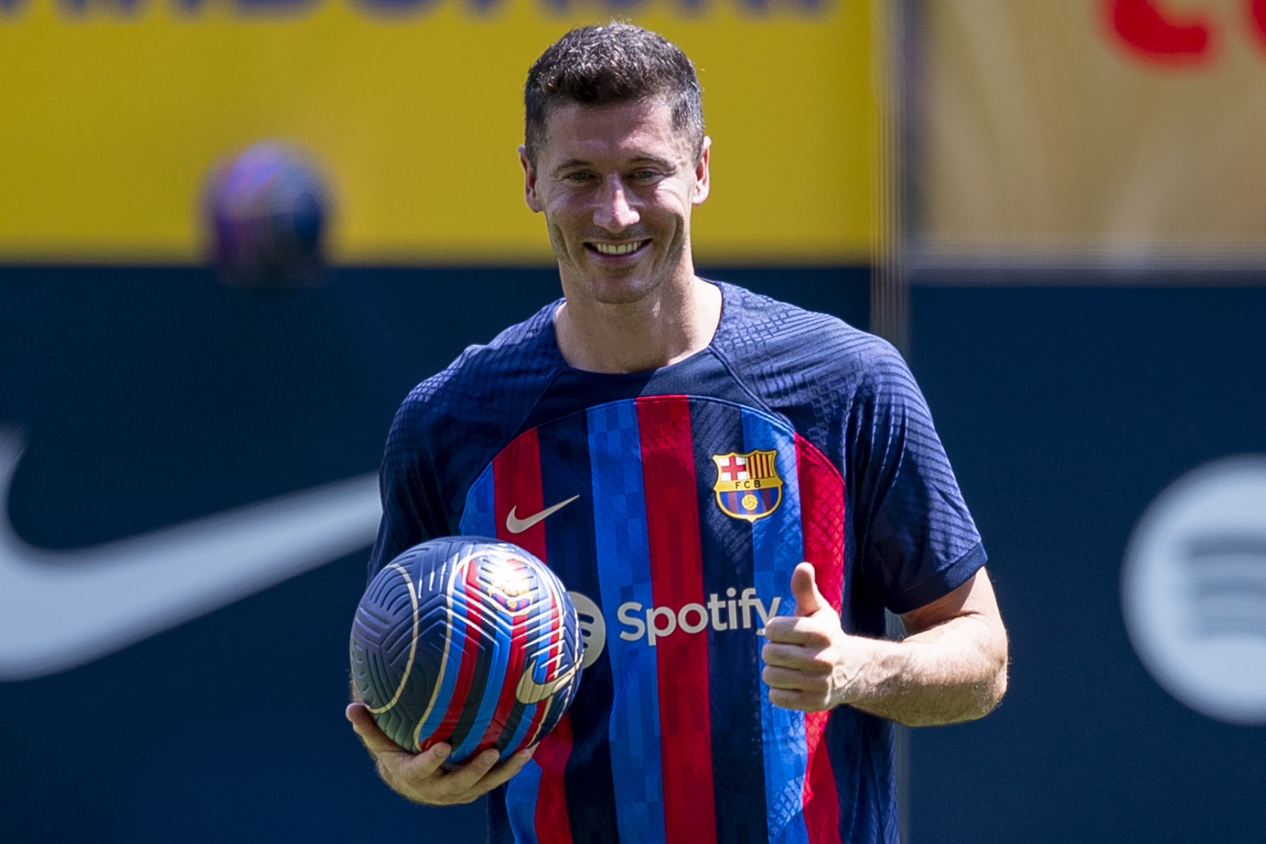 BARCELONA, SPAIN - AUGUST 5: FC Barcelona's Polish forward Robert Lewandowski takes part during his official presentation at the Camp Nou Stadium in Barcelona on August 5, 2022. (Photo by Adria Puig/Anadolu Agency via Getty Images)