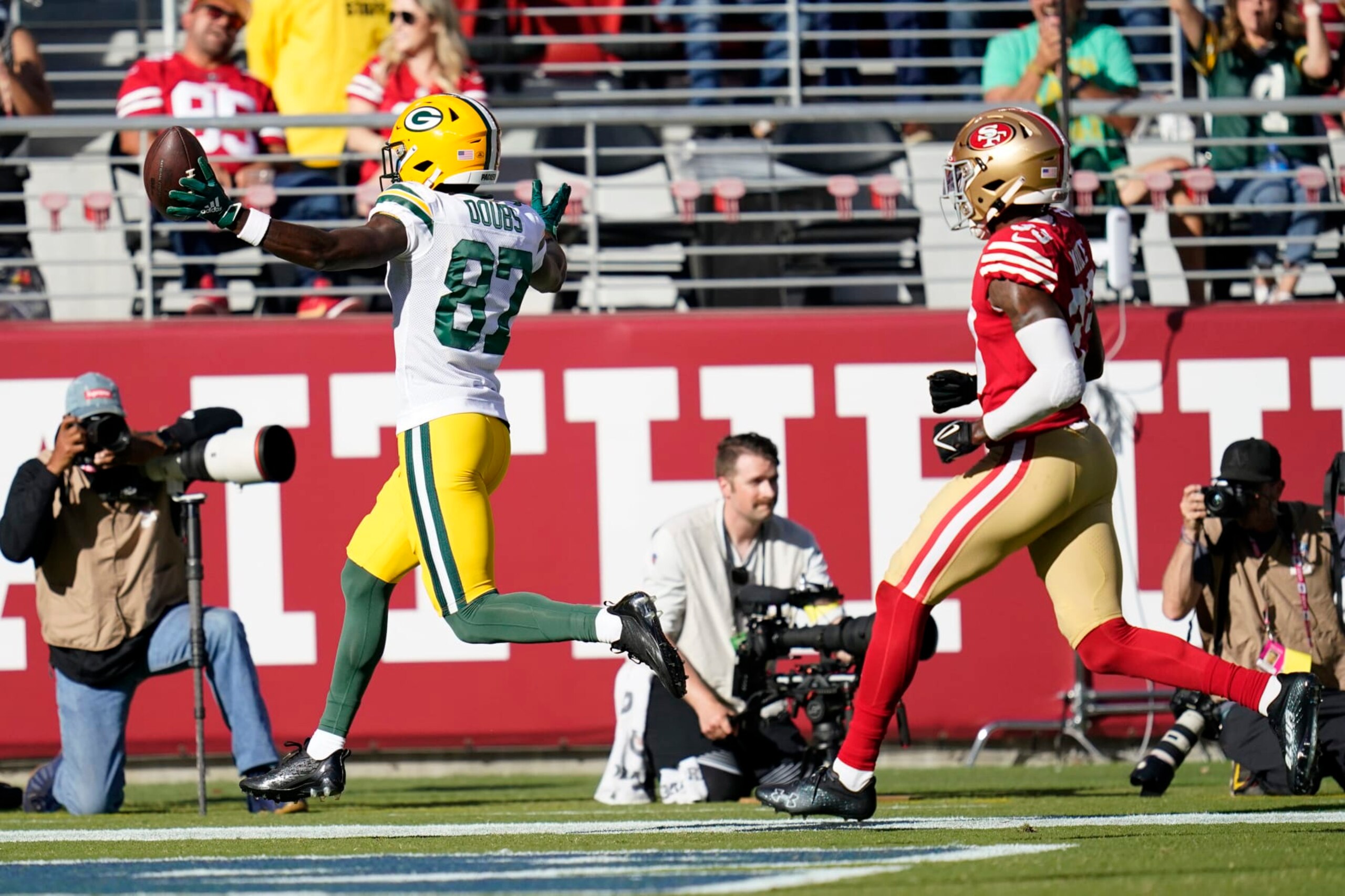Green Bay Packers wide receiver Romeo Doubs (87) scores against the San Francisco 49ers during the first half of an NFL preseason football game in Santa Clara, Calif., Friday, Aug. 12, 2022. (AP Photo/Godofredo A. Vásquez) Green Bay Packers wide receiver Romeo Doubs (87) scores against the San Francisco 49ers during the first half of an NFL preseason football game in Santa Clara, Calif., Friday, Aug. 12, 2022. (AP Photo/Godofredo A. Vásquez)