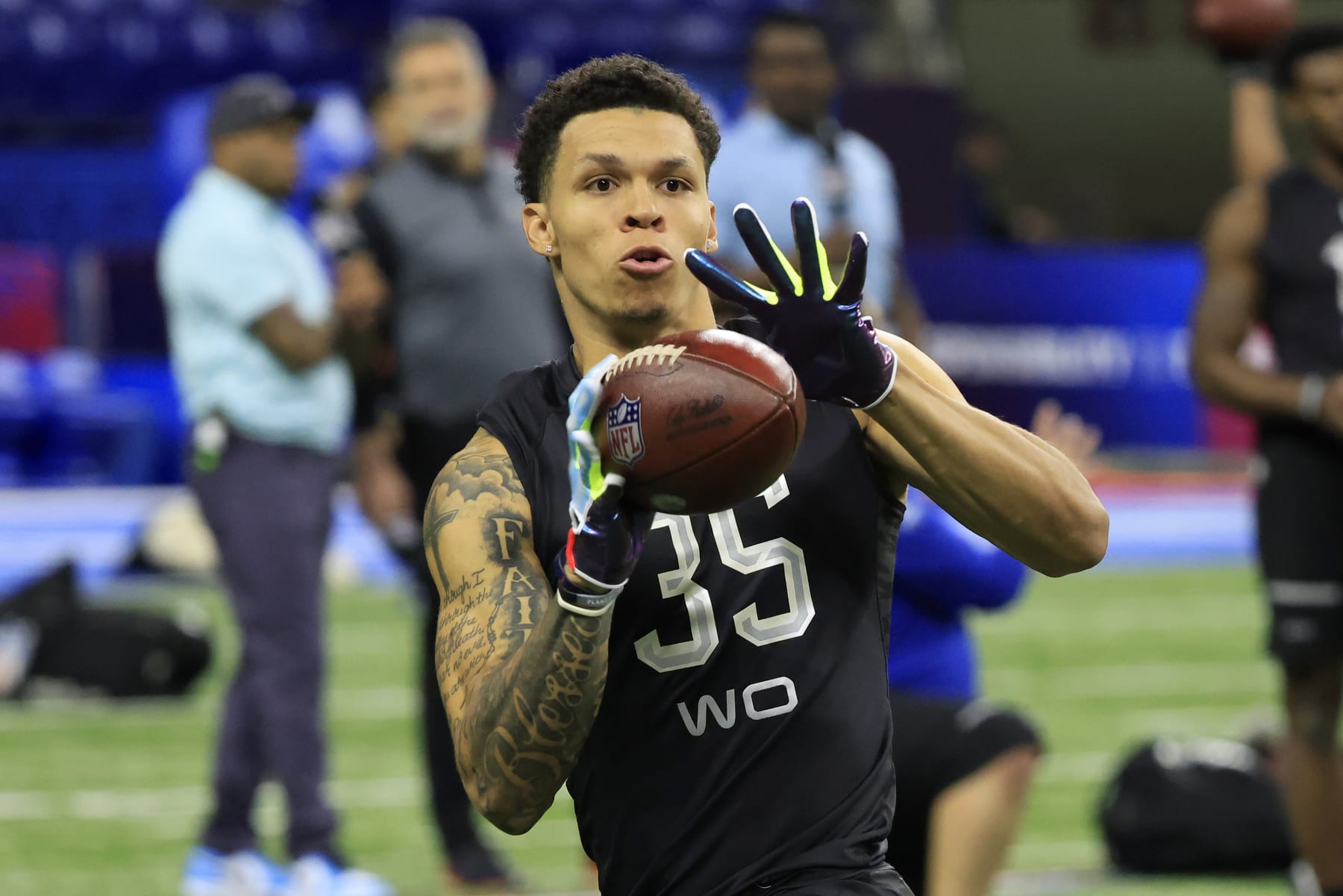 INDIANAPOLIS, INDIANA - MARCH 03: Christian Watson #WO35 of North Dakota State runs a drill during the NFL Combine at Lucas Oil Stadium on March 03, 2022 in Indianapolis, Indiana. (Photo by Justin Casterline/Getty Images)