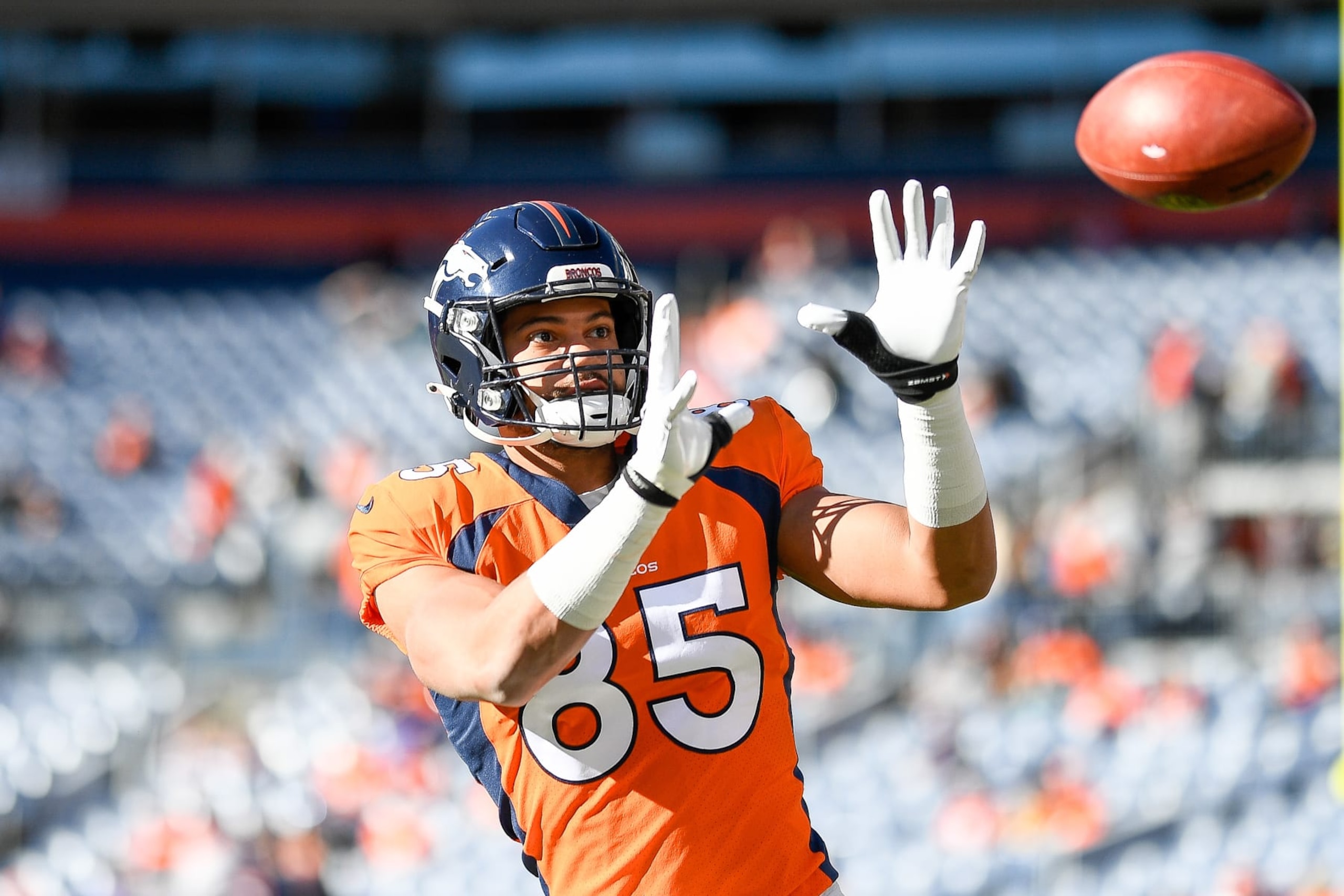 DENVER, CO - DECEMBER 19: Denver Broncos tight end Albert Okwuegbunam (85) warms up before a game between the Denver Broncos and the Cincinnati Bengals at Empower Field at Mile High on December 19, 2021 in Denver, Colorado. (Photo by Dustin Bradford/Icon Sportswire via Getty Images)