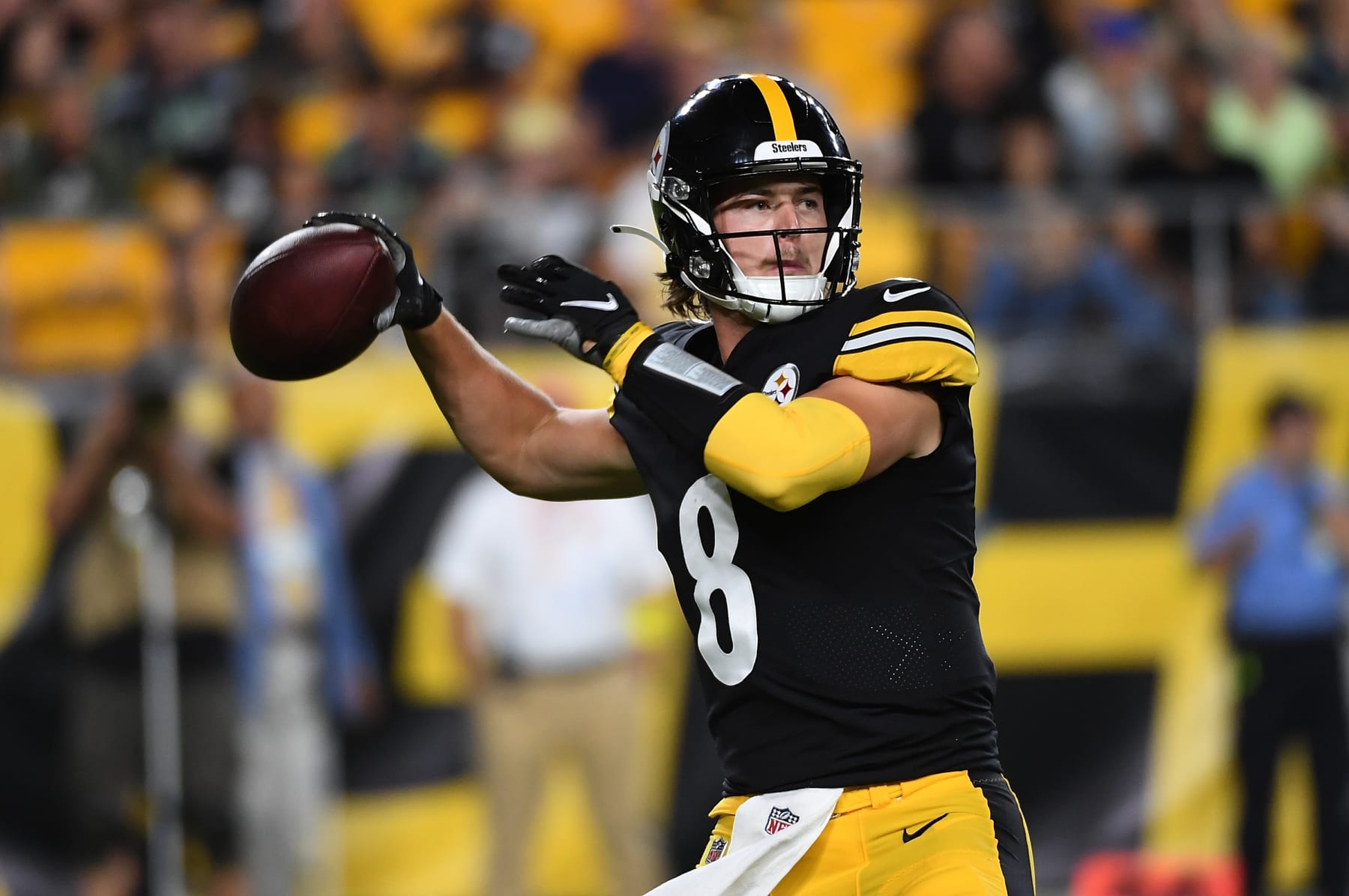 PITTSBURGH, PA - AUGUST 13: Kenny Pickett #8 of the Pittsburgh Steelers drops back to pass in the fourth quarter during a preseason game against the Seattle Seahawks at Acrisure Stadium on August 13, 2022 in Pittsburgh, Pennsylvania. (Photo by Justin Berl/Getty Images)