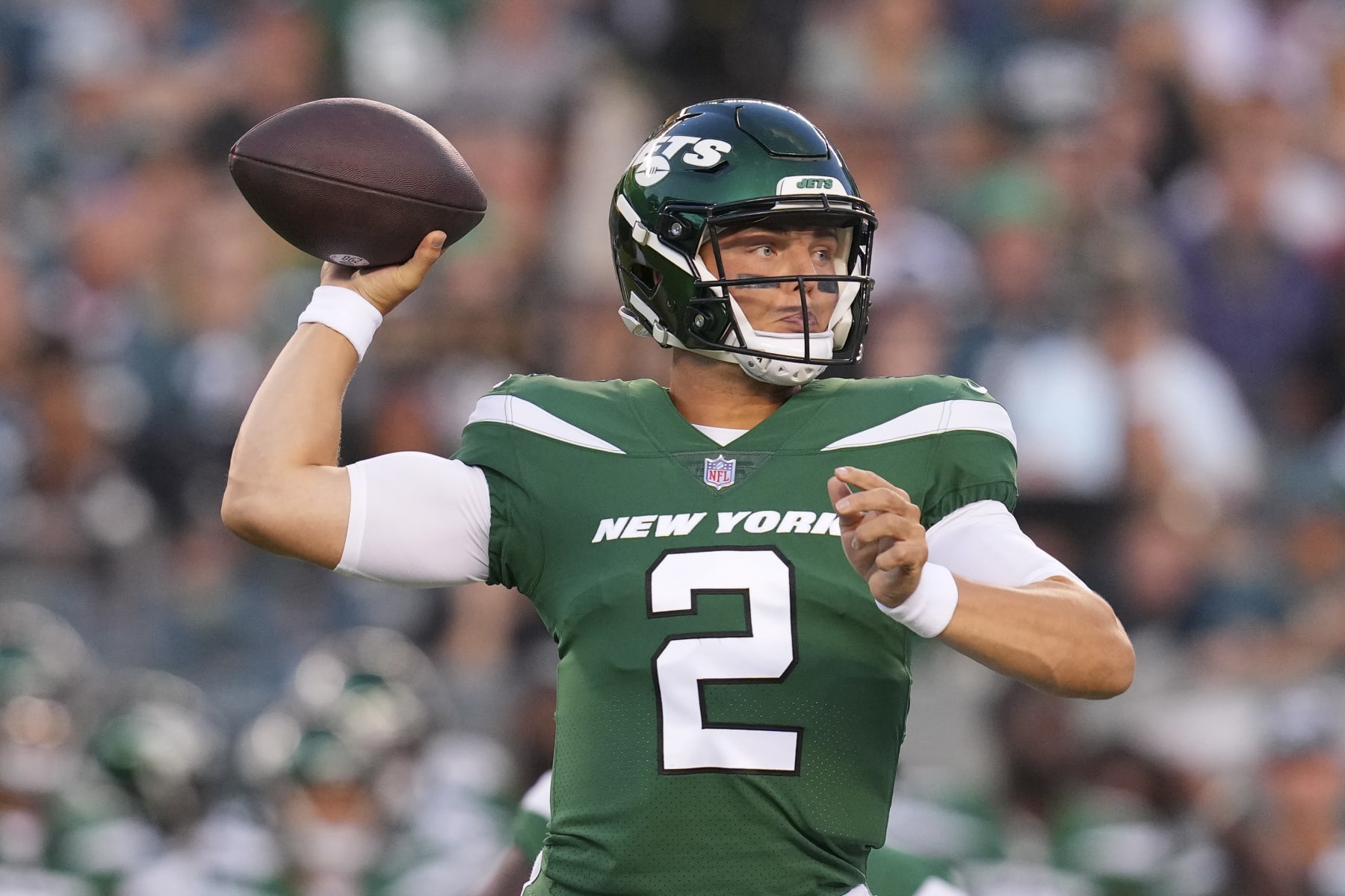 PHILADELPHIA, PA - AUGUST 12: Zach Wilson #2 of the New York Jets throws a pass against the Philadelphia Eagles in the first half of the preseason game at Lincoln Financial Field on August 12, 2022 in Philadelphia, Pennsylvania. (Photo by Mitchell Leff/Getty Images)