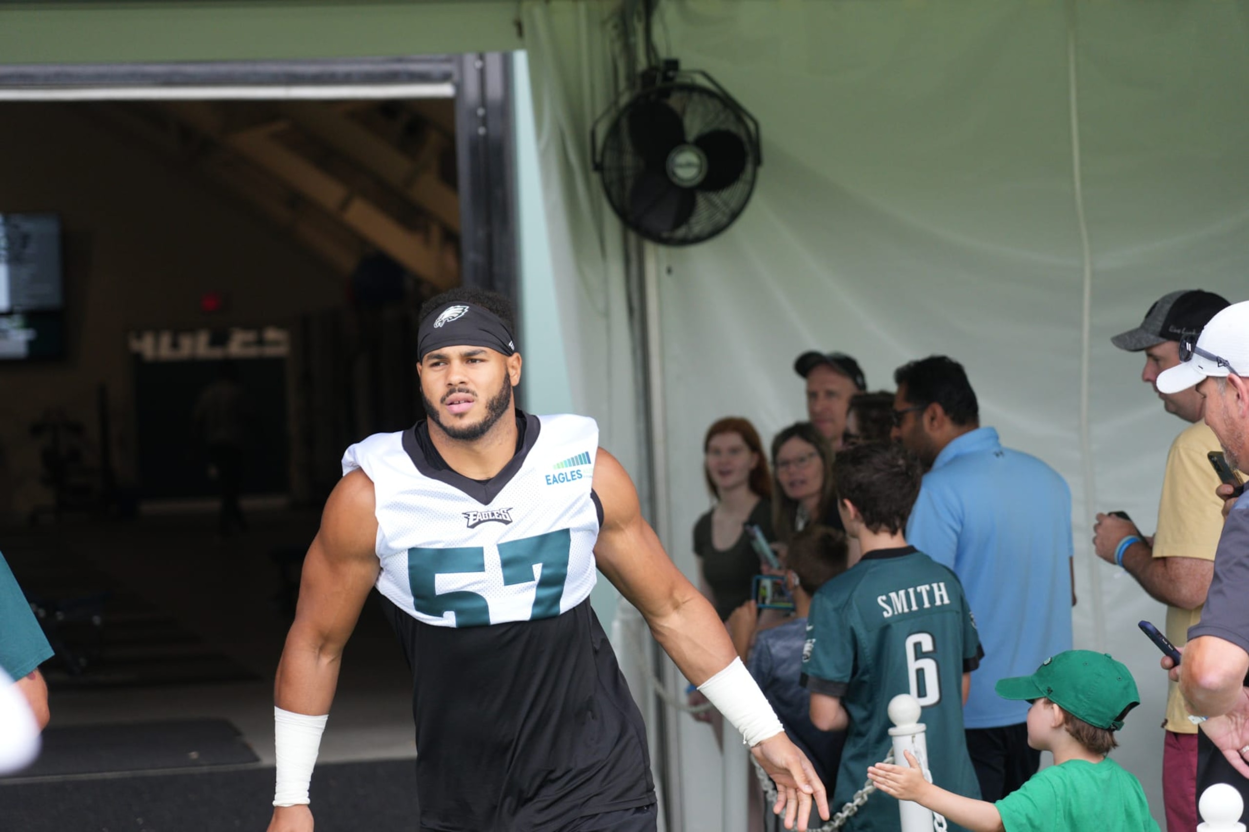 PHILADELPHIA, PA - JULY 29: Philadelphia Eagles middle linebacker T.J. Edwards (57) participates in training camp on July 29, 2022 at the NovaCare Complex in Philadelphia PA. (Photo by Andy Lewis/Icon Sportswire via Getty Images)