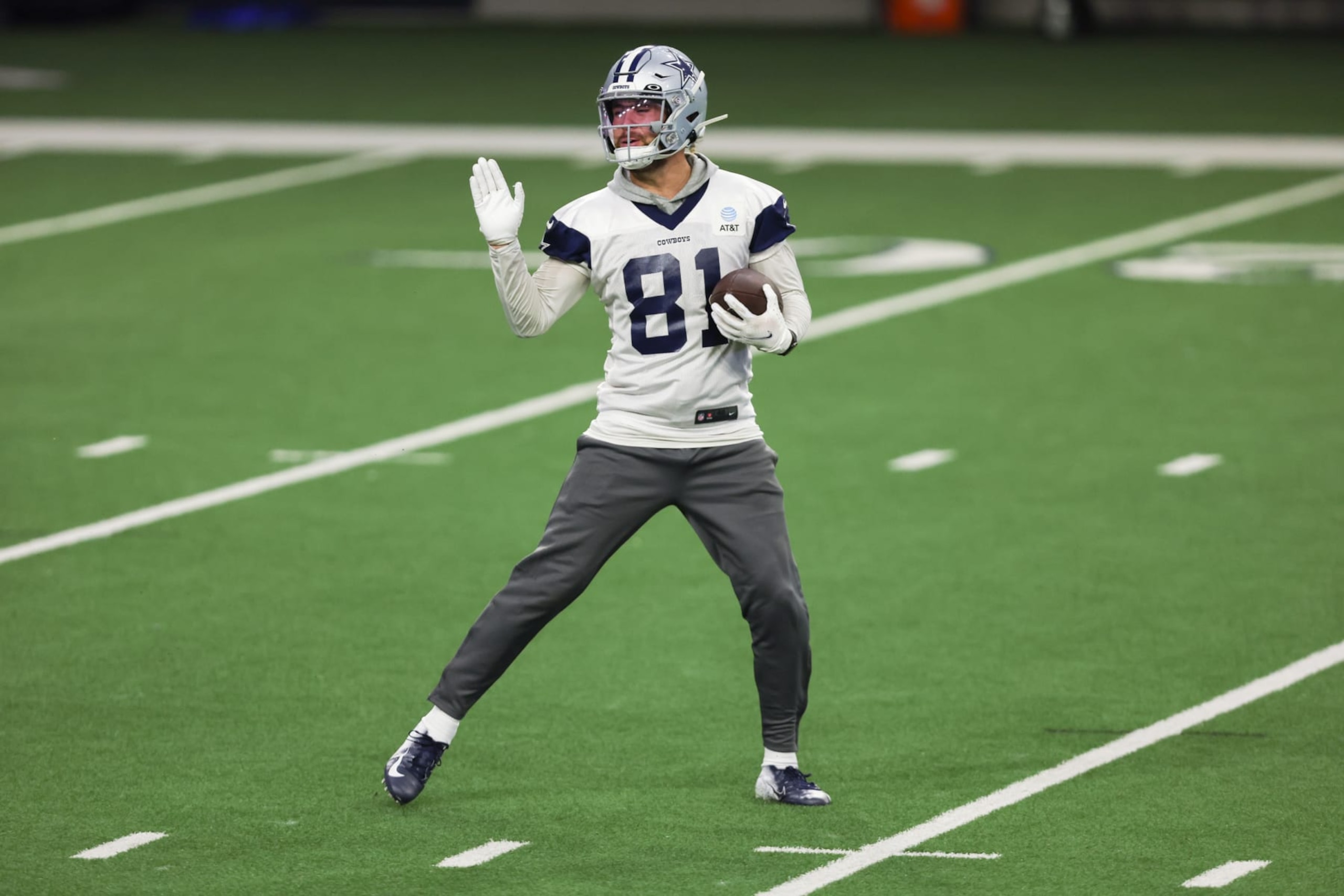 FRISCO, TX - JUNE 02: Dallas Cowboys wide receiver Simi Fehoko (81) makes a catch during the Dallas Cowboys OTA Offseason Workouts on June 2, 2022 at The Star in Frisco, TX. (Photo by George Walker/Icon Sportswire via Getty Images) FRISCO, TX - JUNE 02: Dallas Cowboys wide receiver Simi Fehoko (81) makes a catch during the Dallas Cowboys OTA Offseason Workouts on June 2, 2022 at The Star in Frisco, TX. (Photo by George Walker/Icon Sportswire via Getty Images)